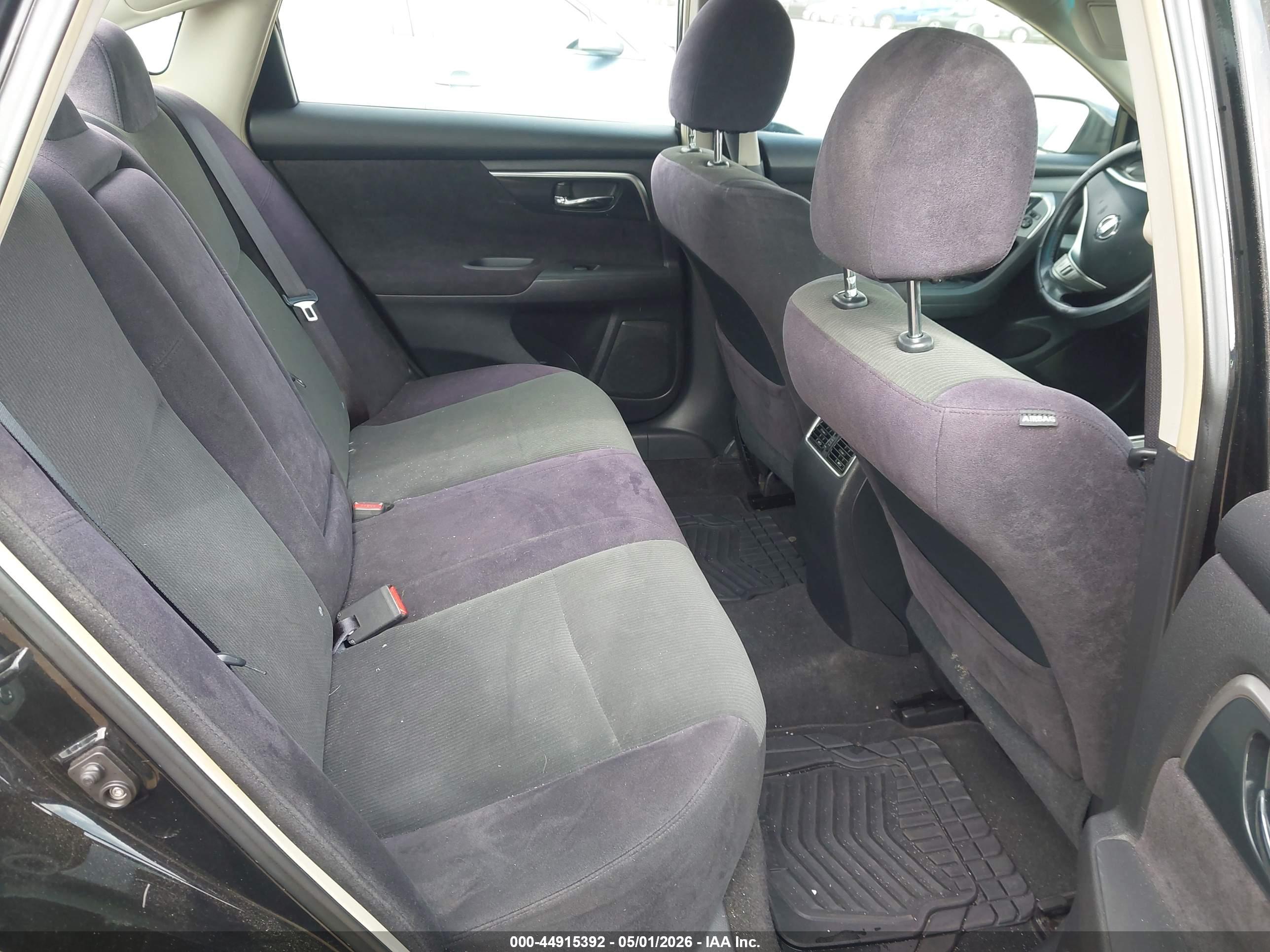 NISSAN ALTIMA image 8