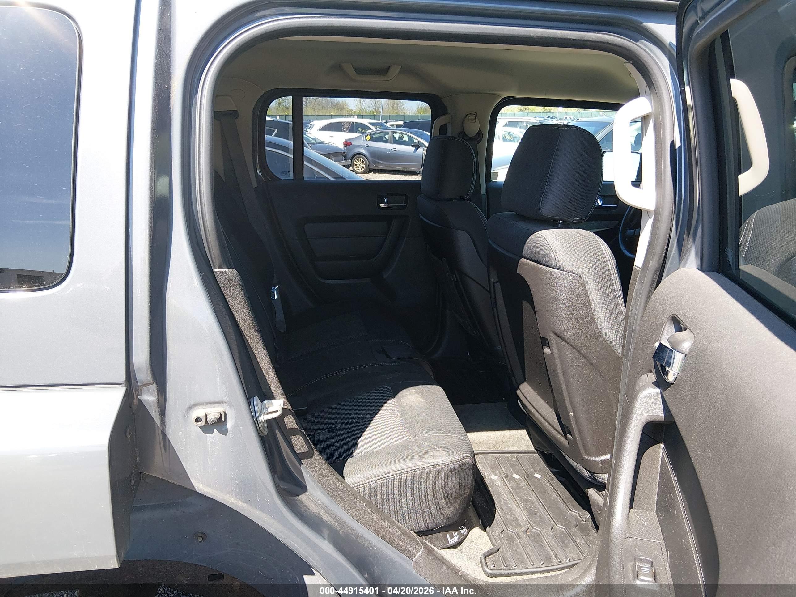 HUMMER H3 image 8