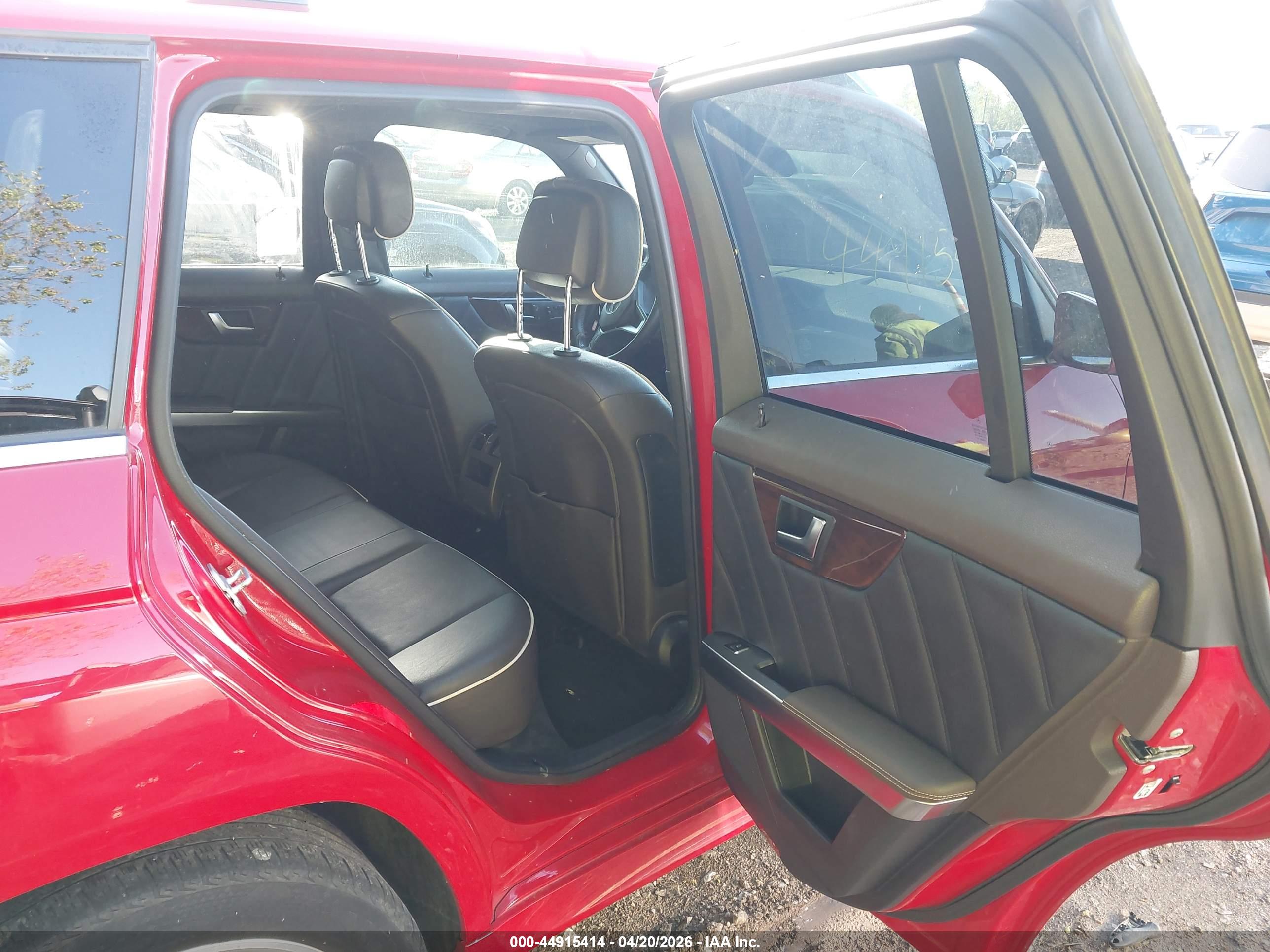 MERCEDES-BENZ GLK image 8