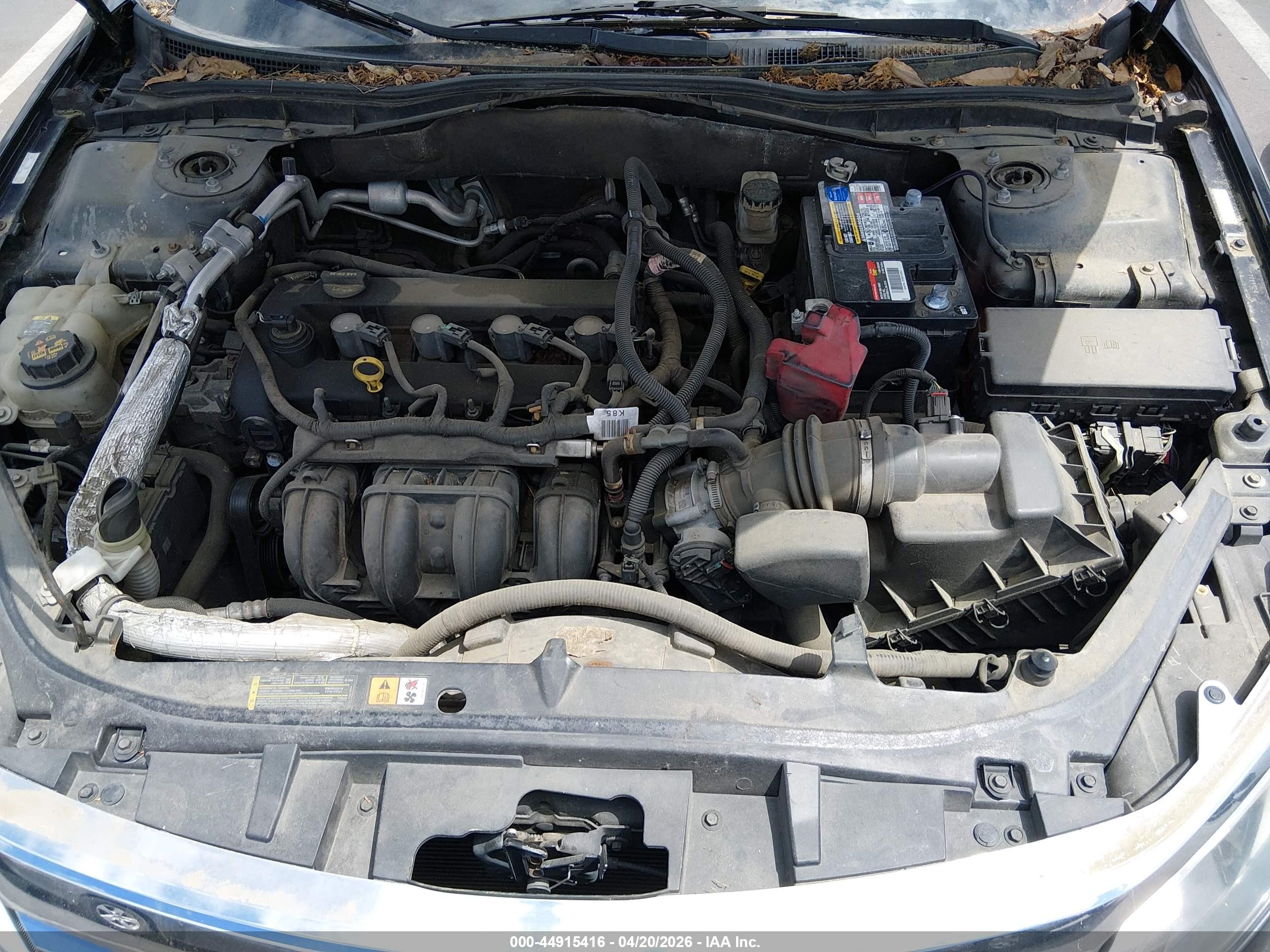 FORD FUSION image 10