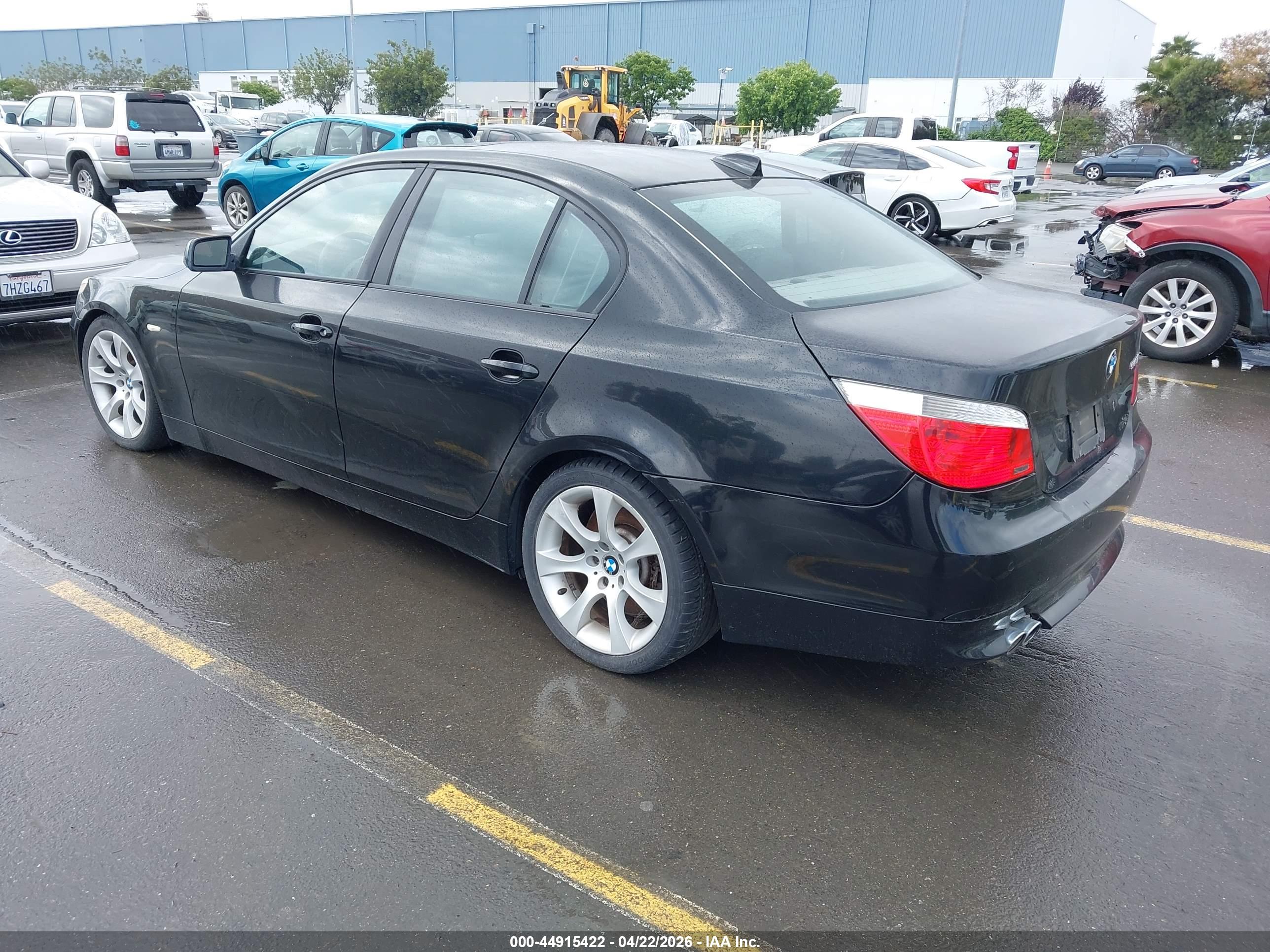 BMW 545I image 3