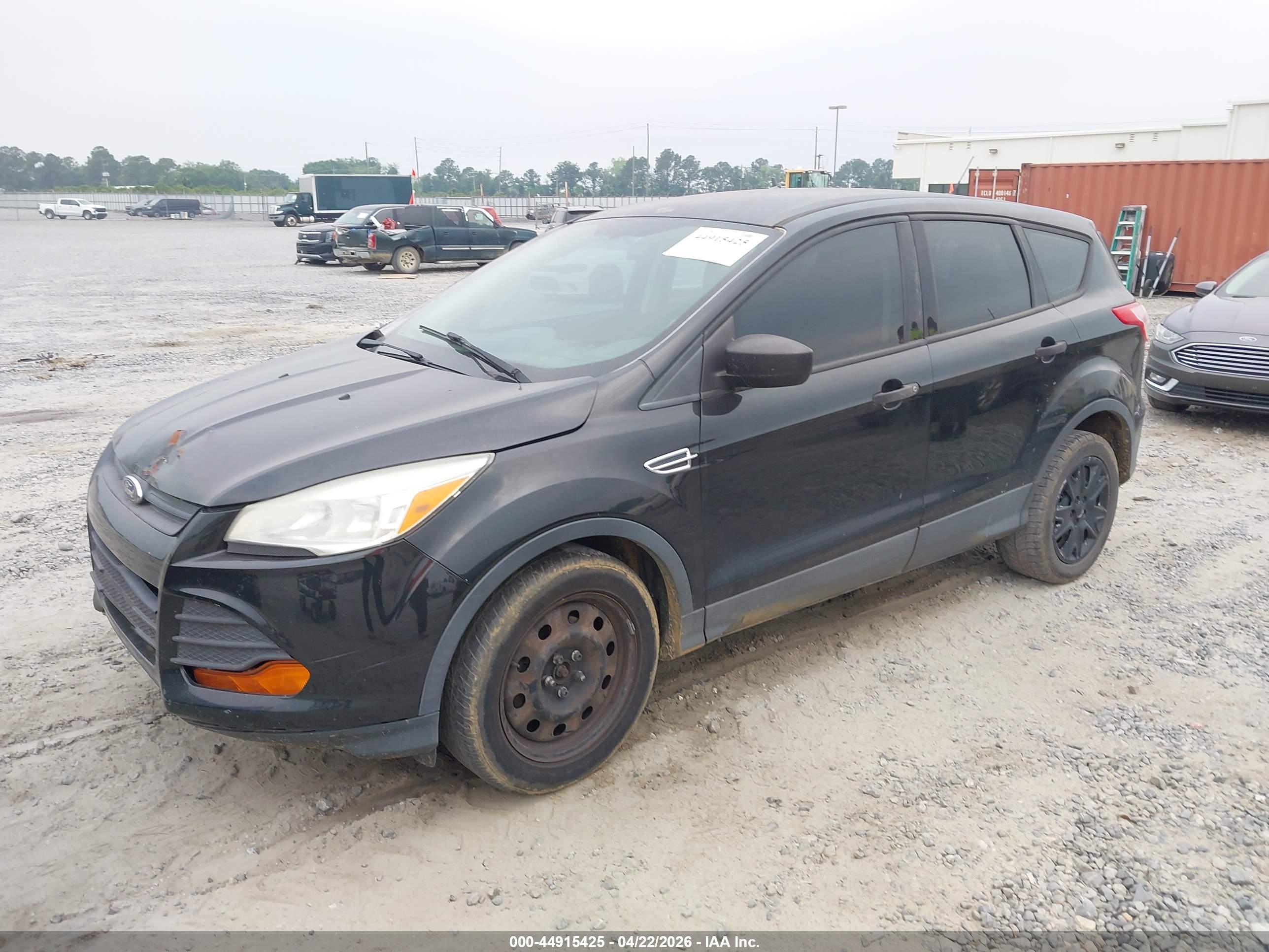 FORD ESCAPE image 2