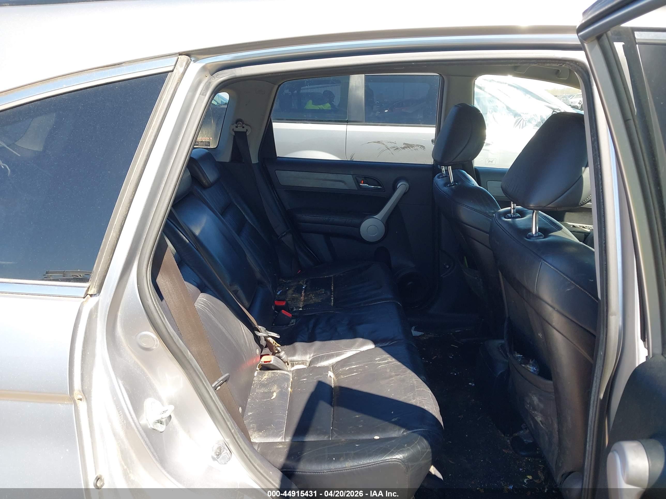 HONDA CR-V image 8