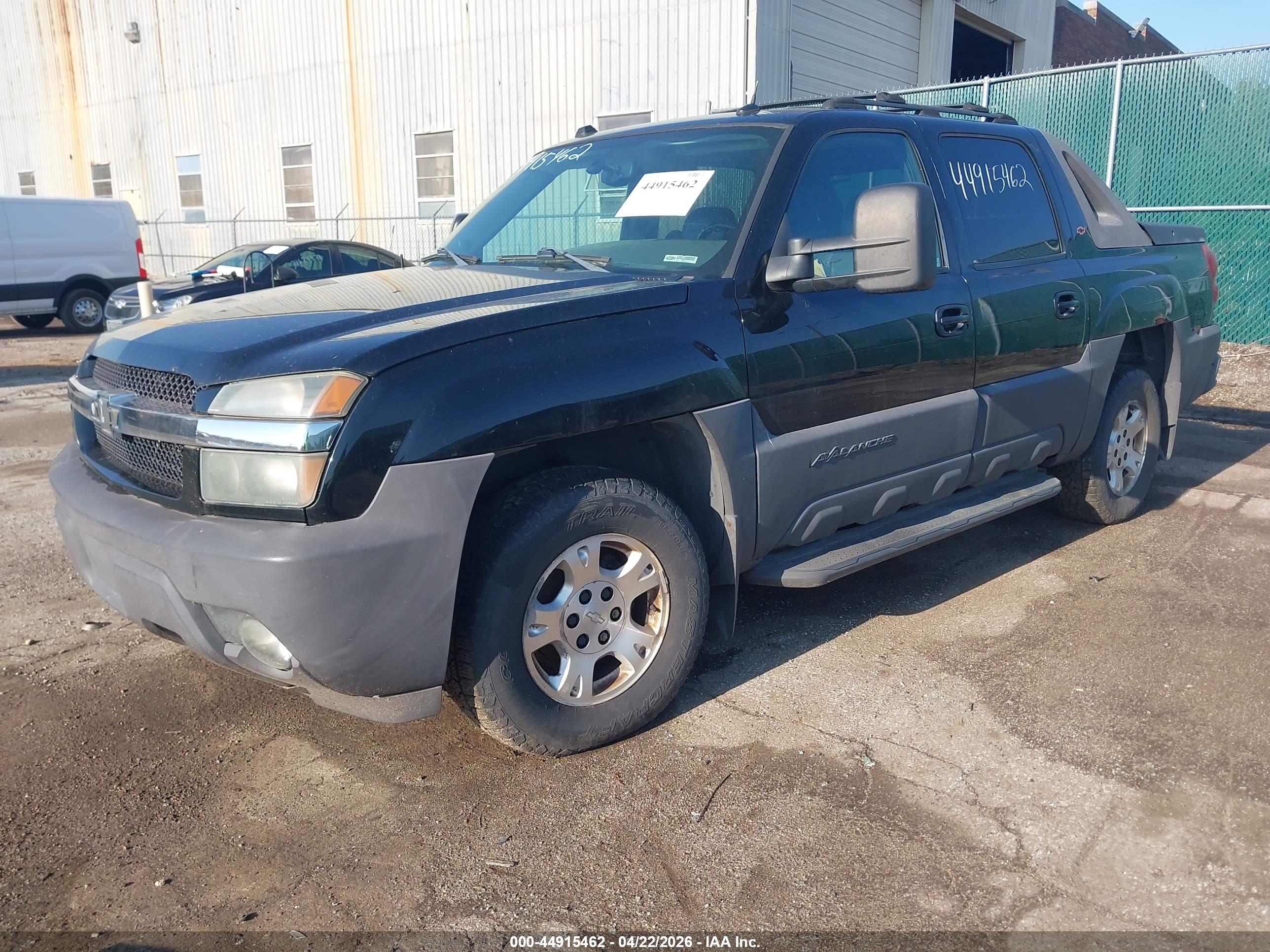 CHEVROLET AVALANCHE image 2