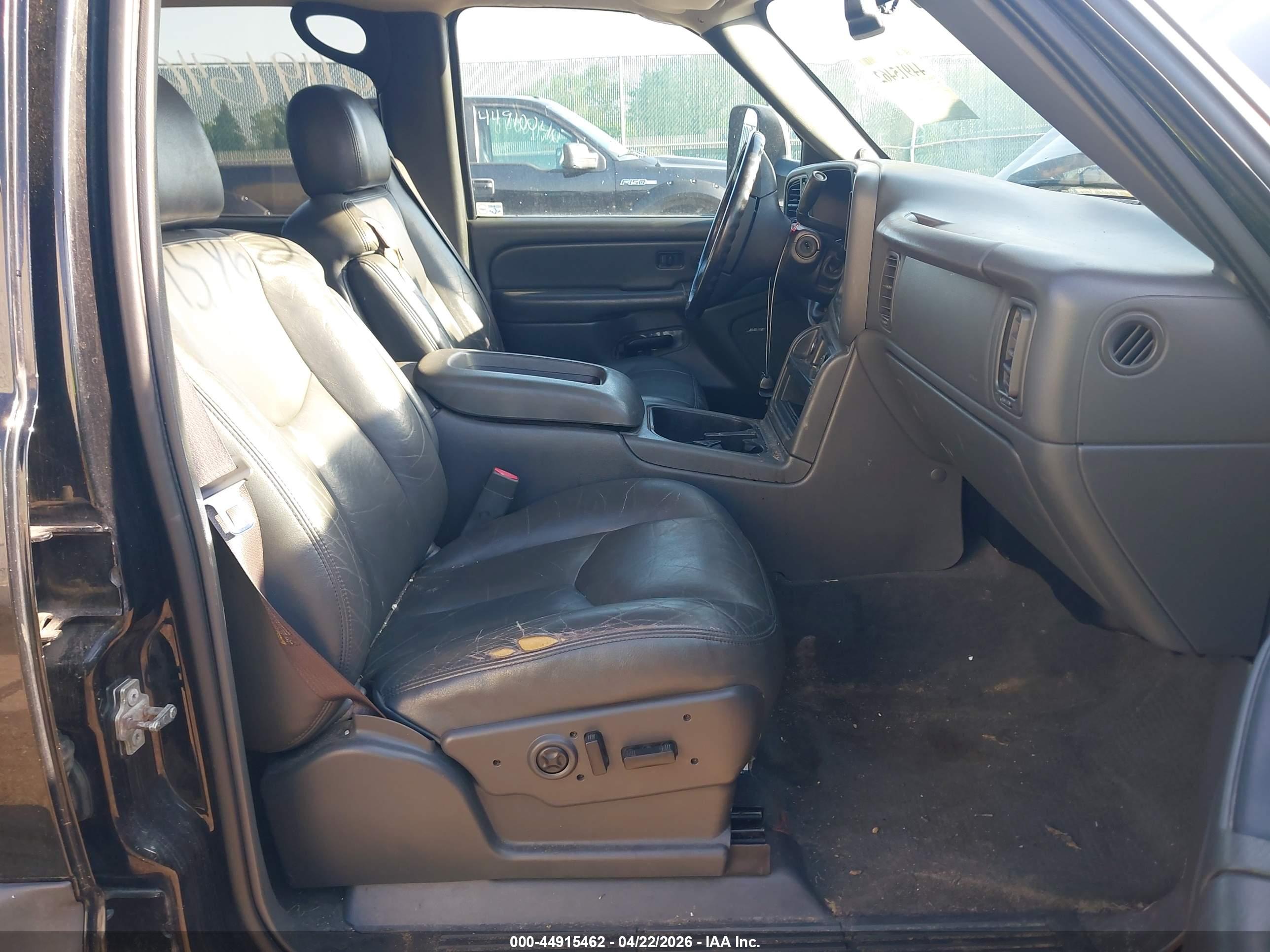 CHEVROLET AVALANCHE image 5