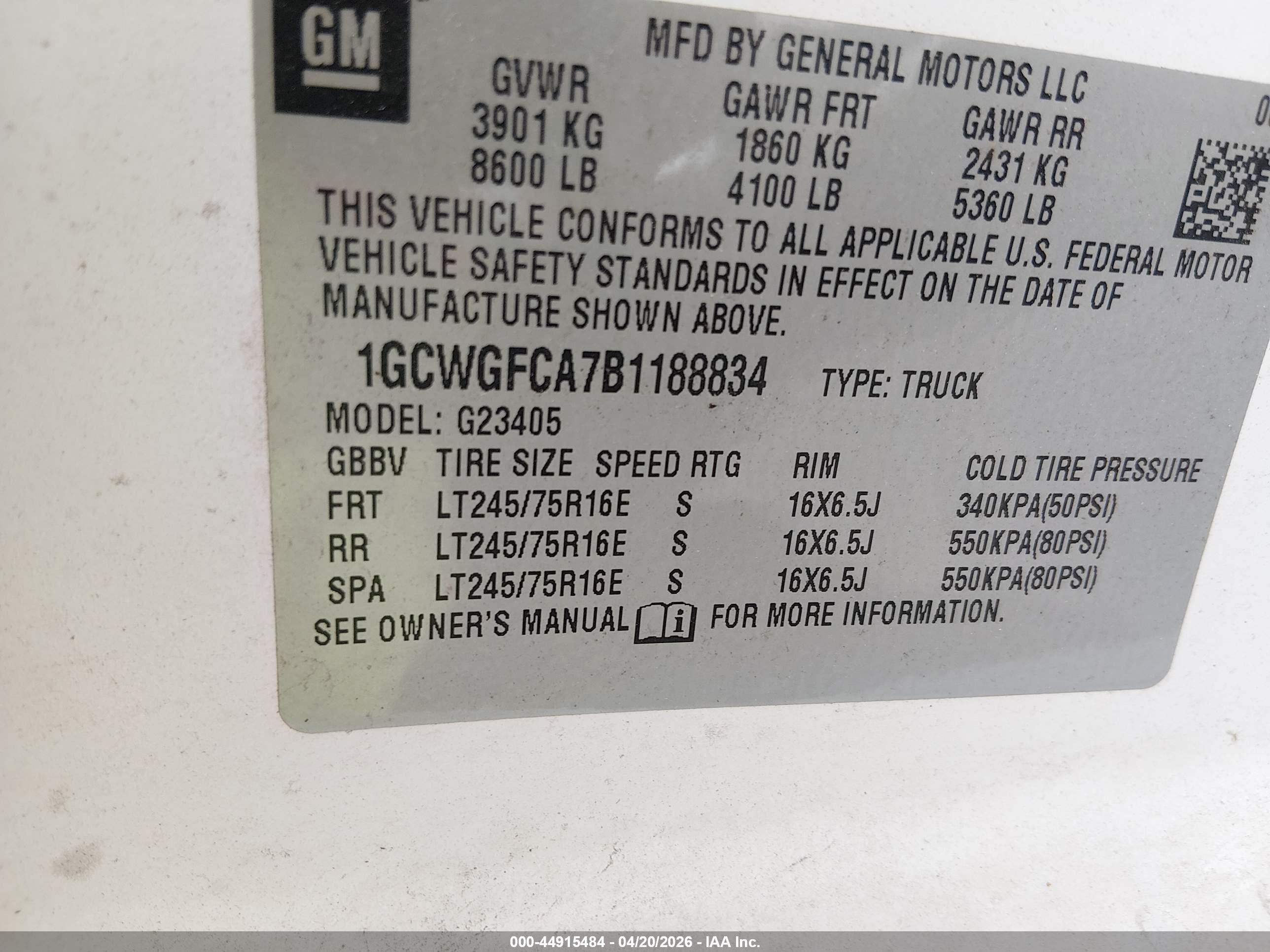 CHEVROLET EXPRESS image 9