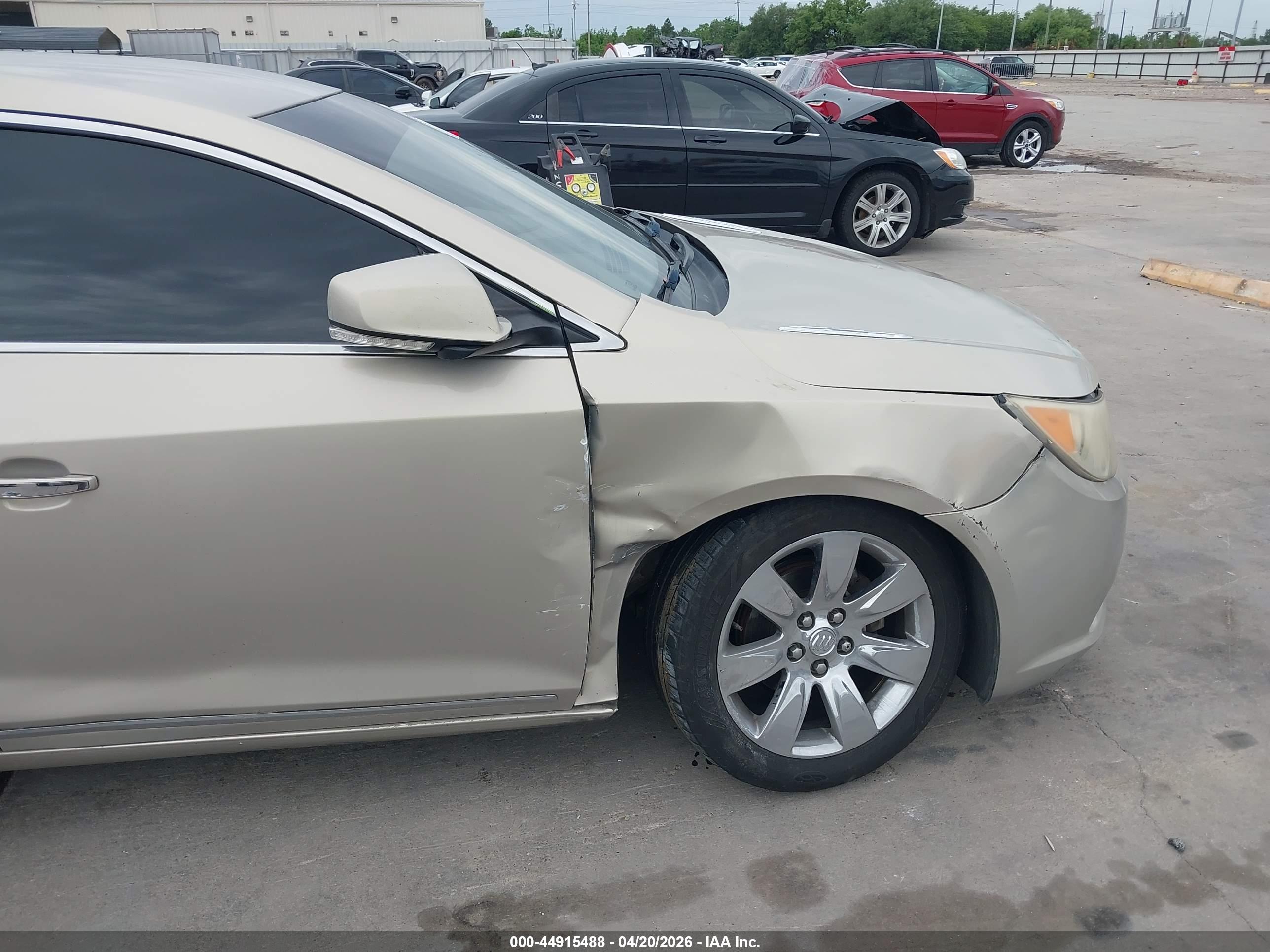 BUICK LACROSSE image 6