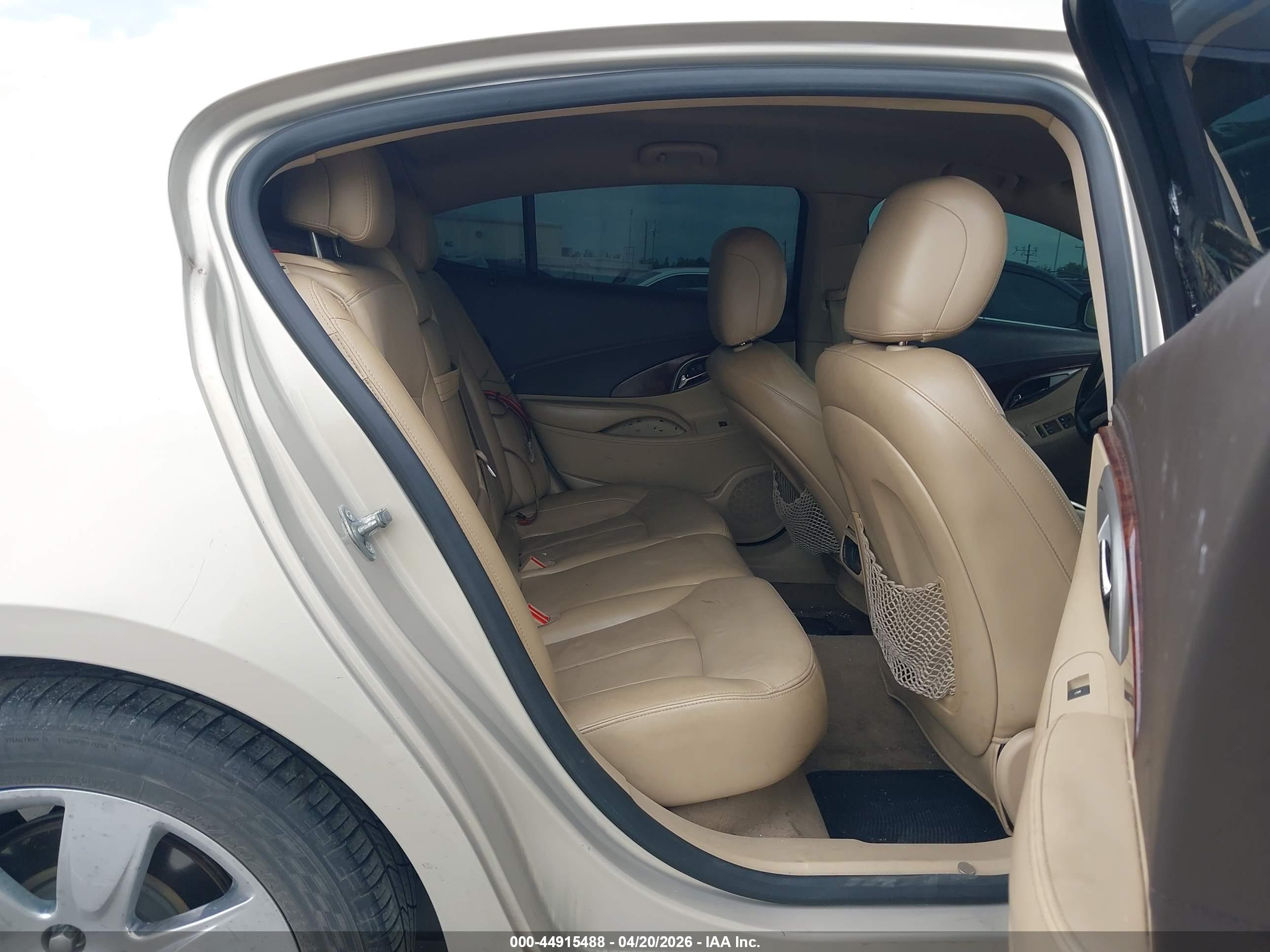 BUICK LACROSSE image 8