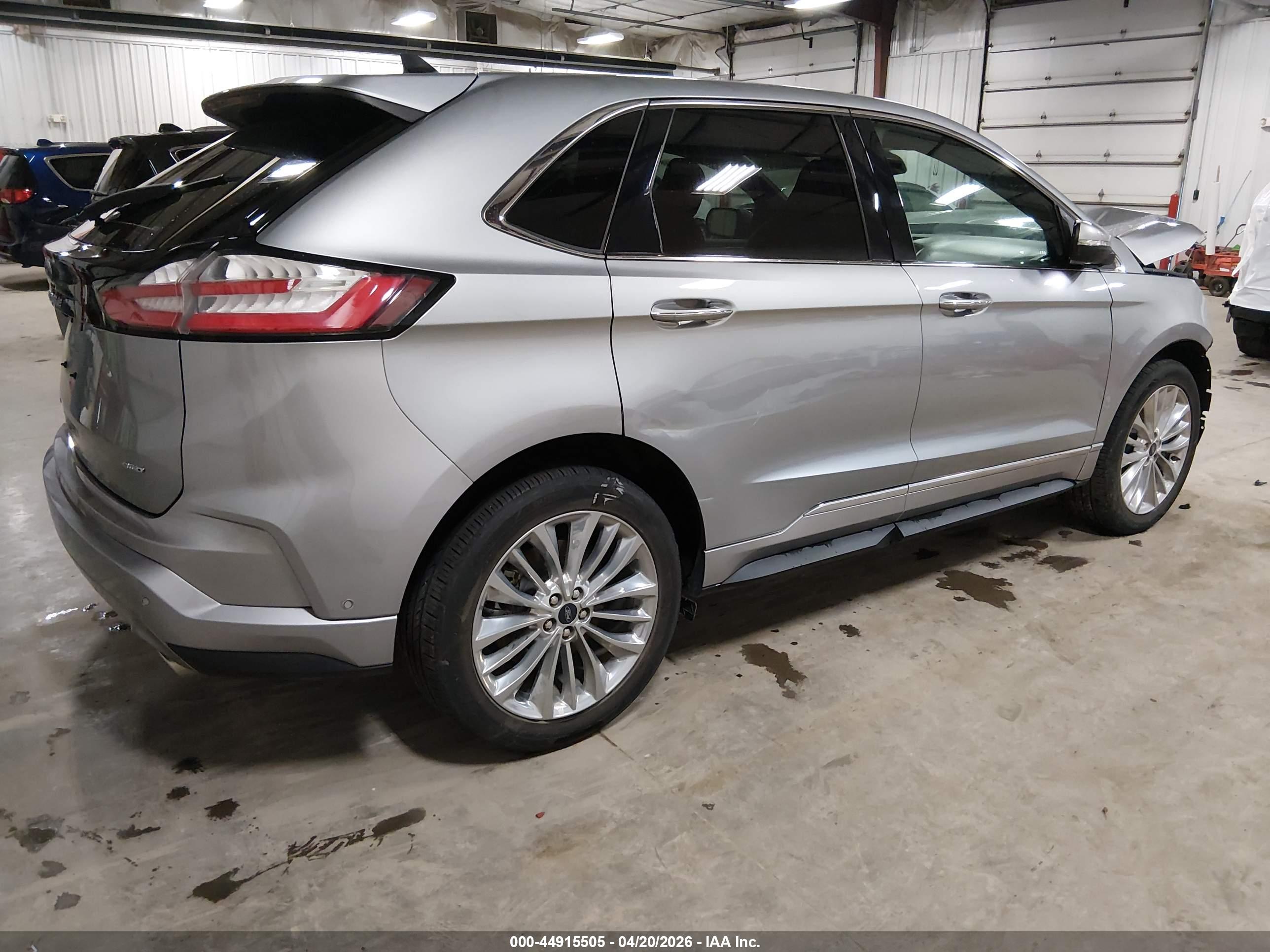 FORD EDGE image 4