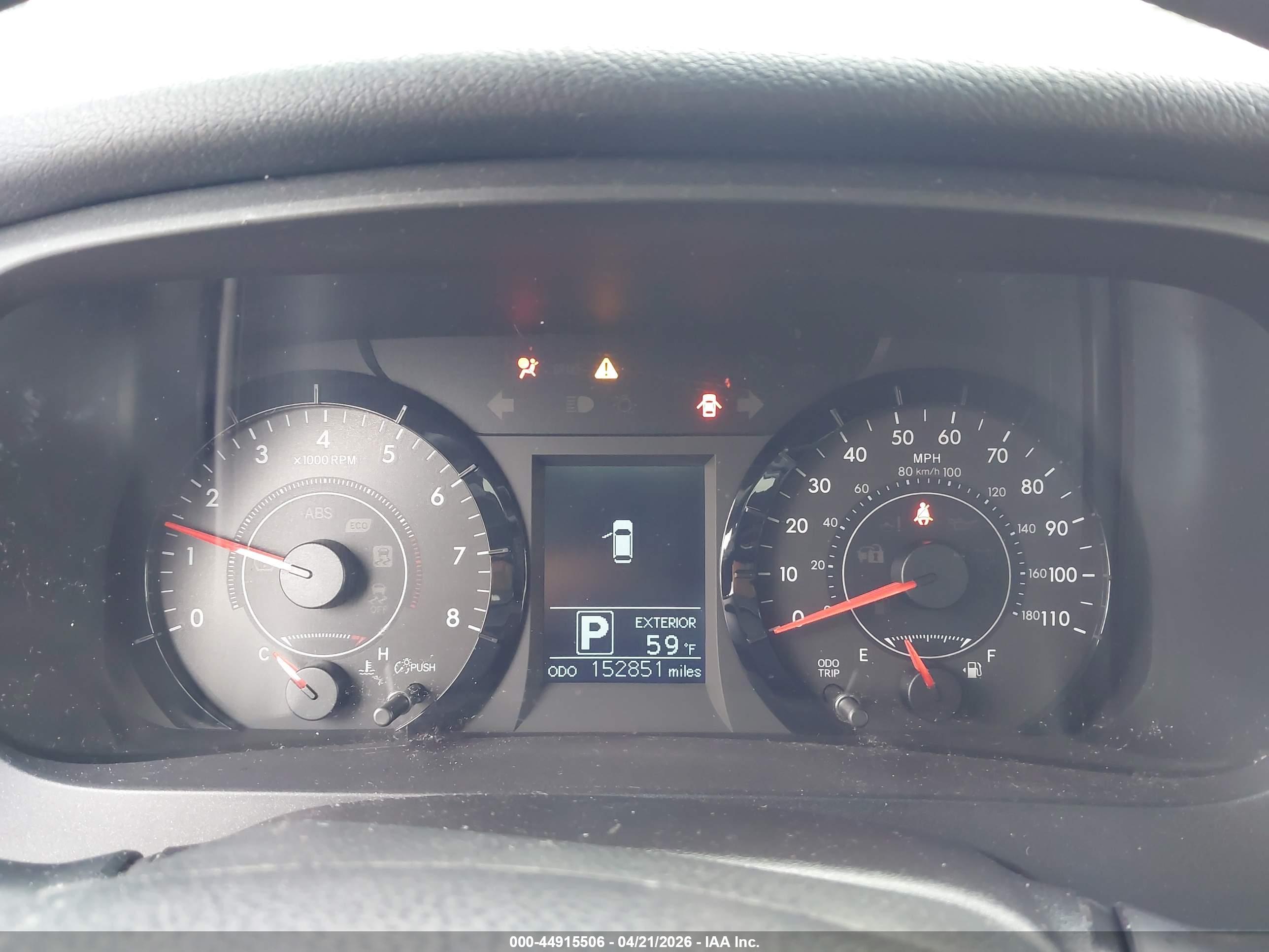 TOYOTA SIENNA image 7