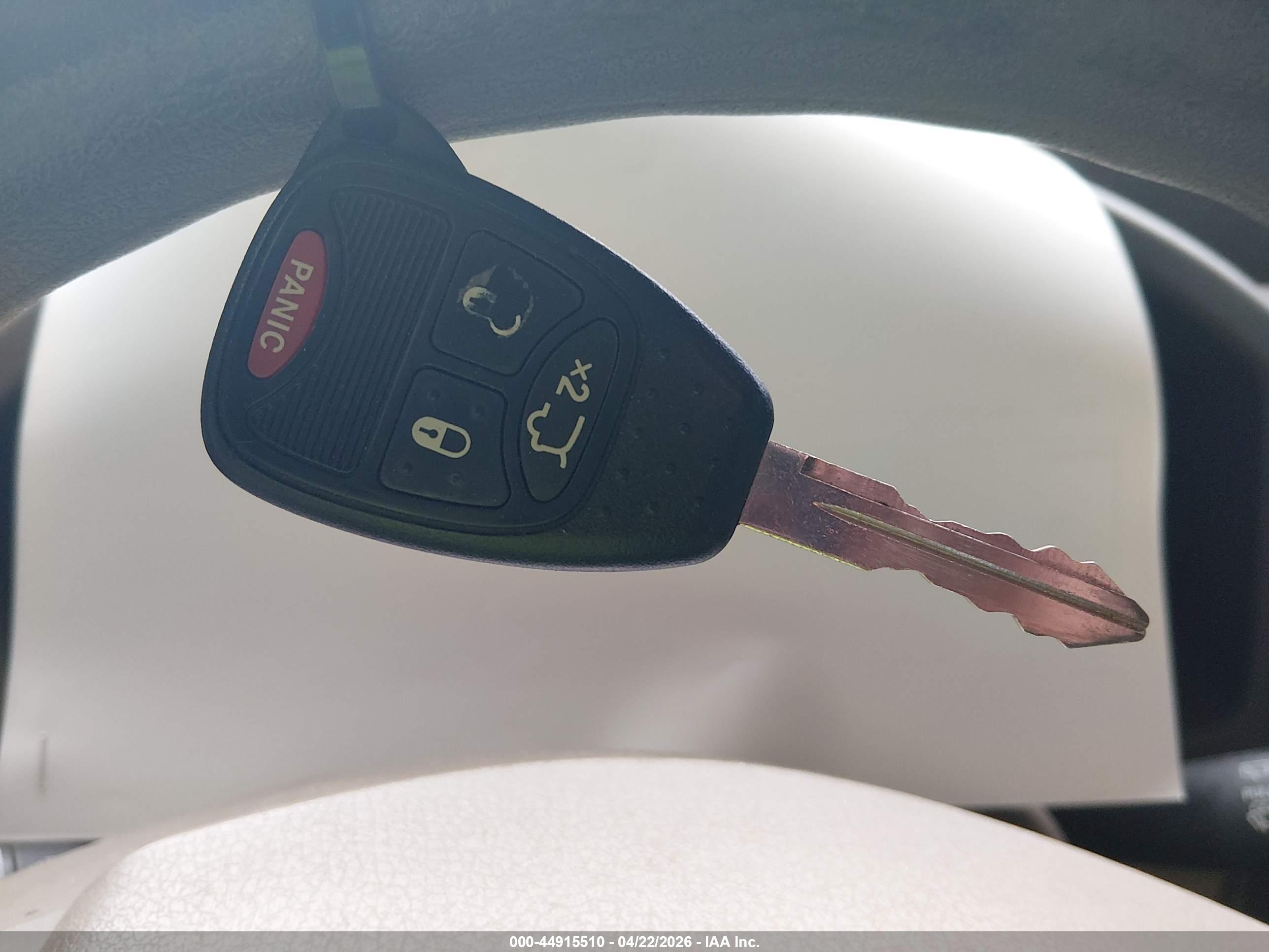 JEEP LIBERTY image 11