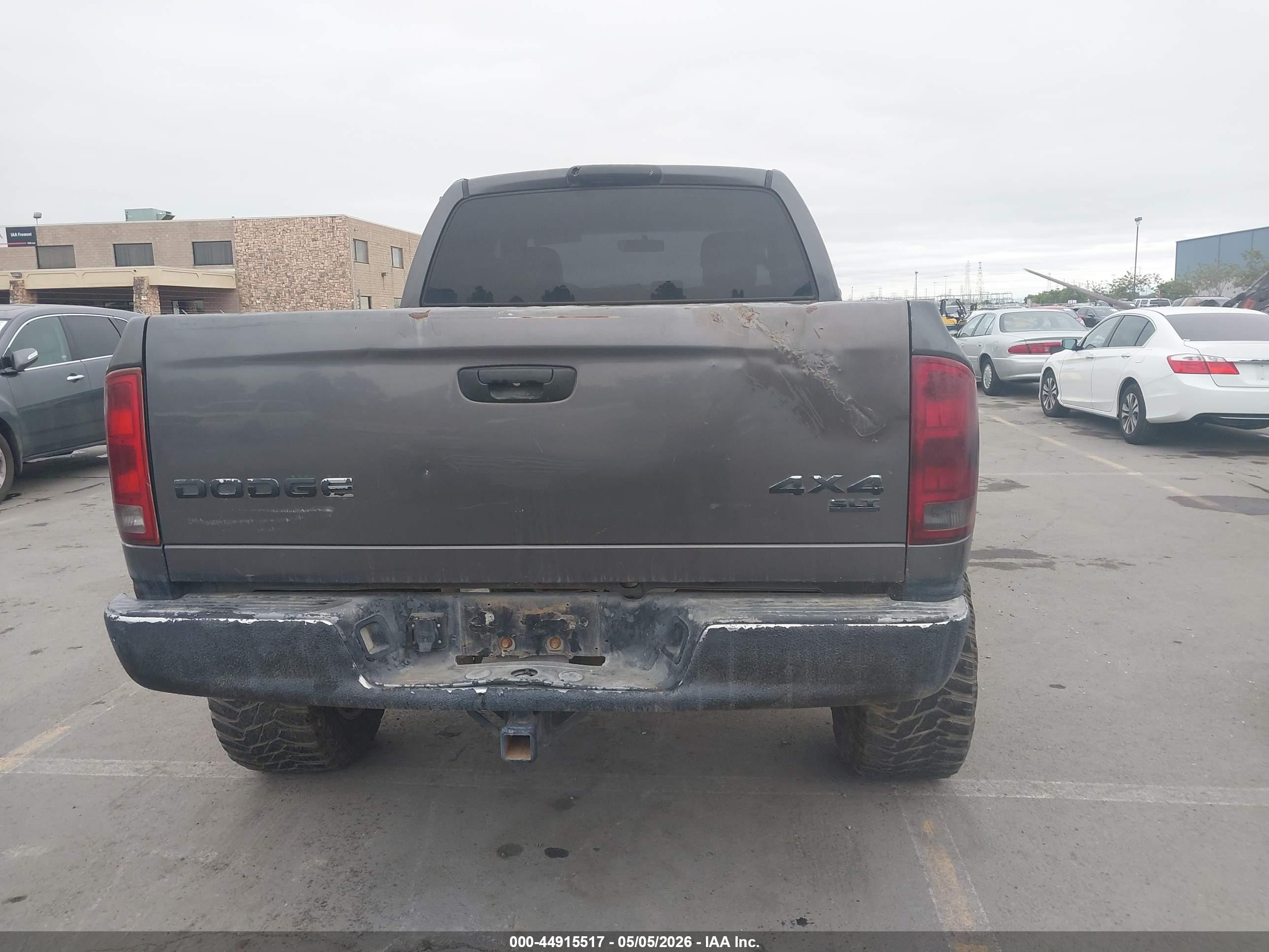 DODGE RAM image 6