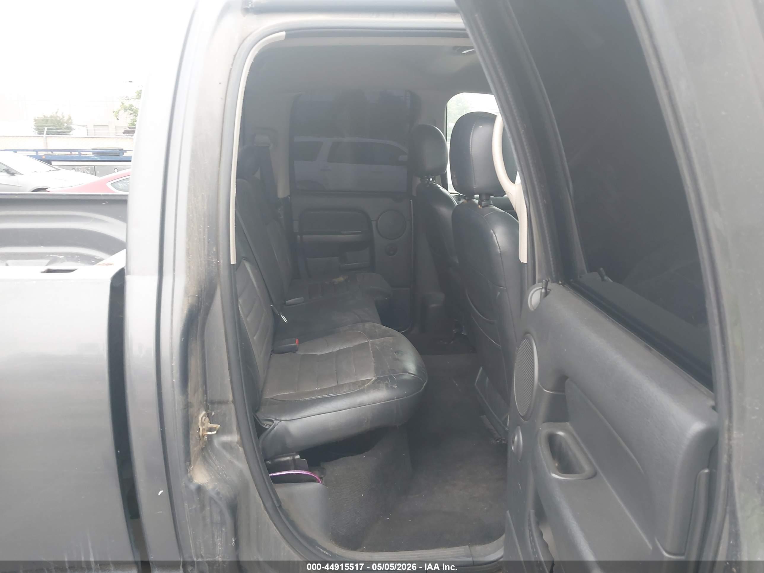 DODGE RAM image 8