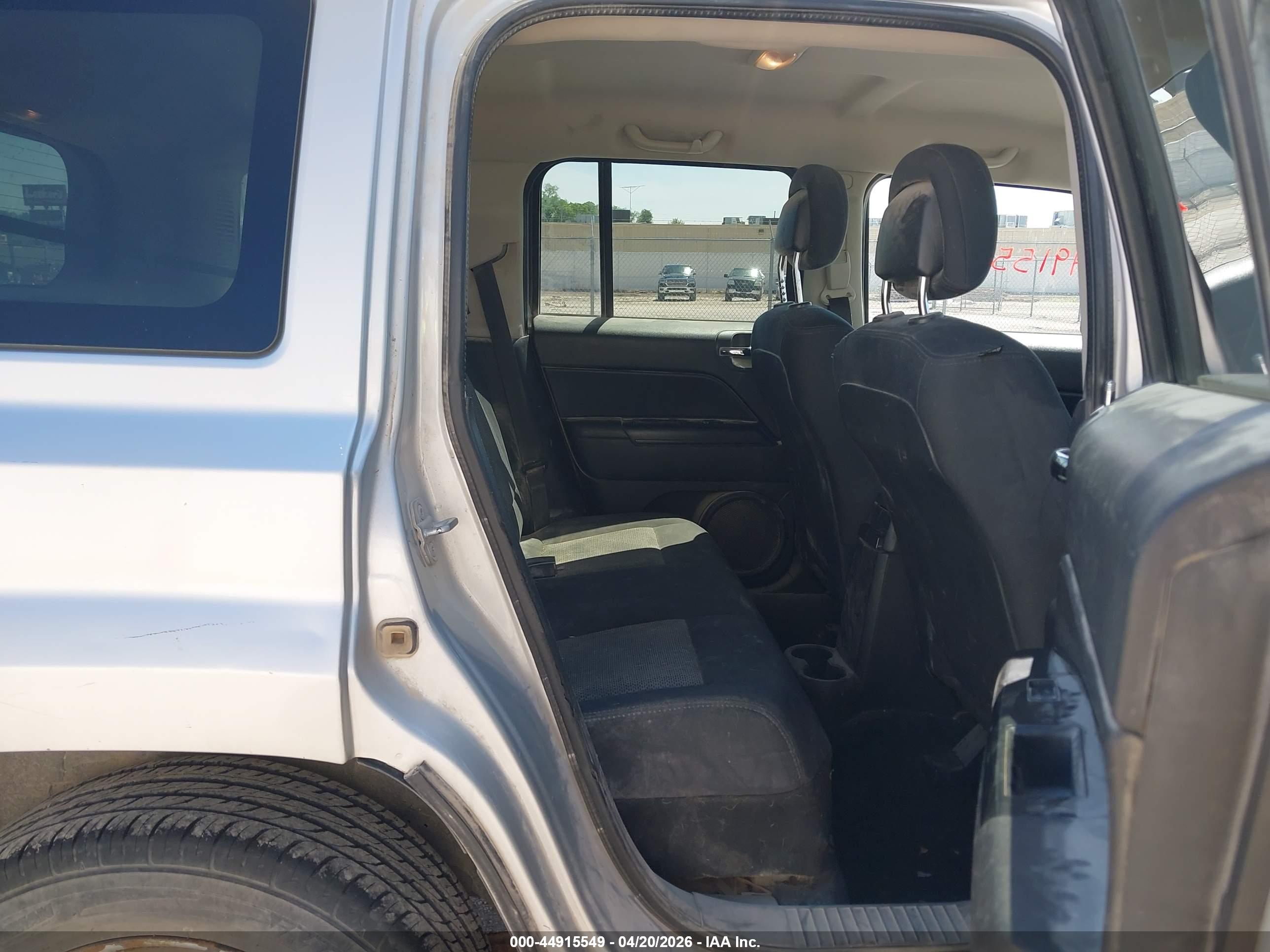 JEEP PATRIOT image 8