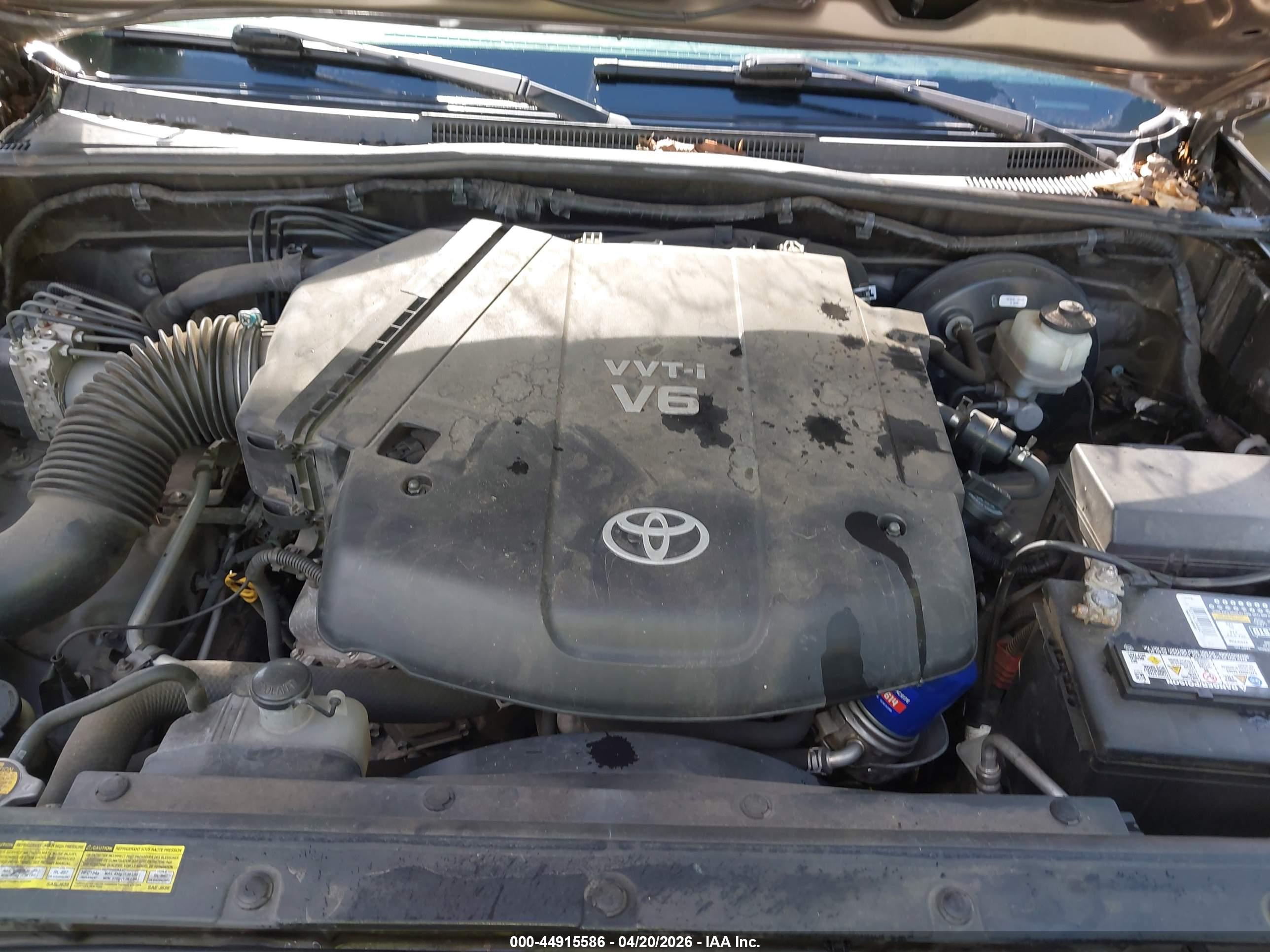 TOYOTA TACOMA image 10