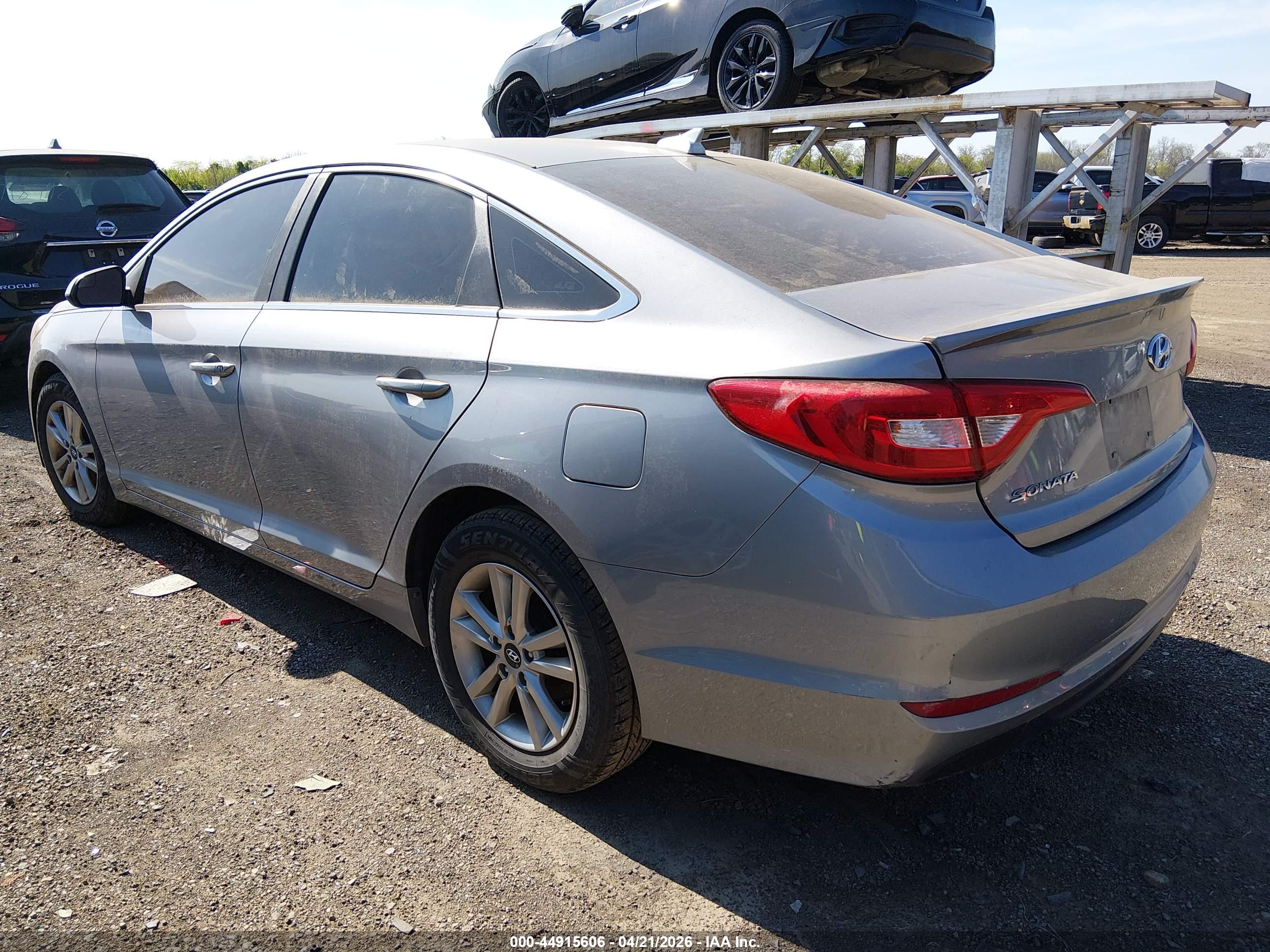 HYUNDAI SONATA image 3