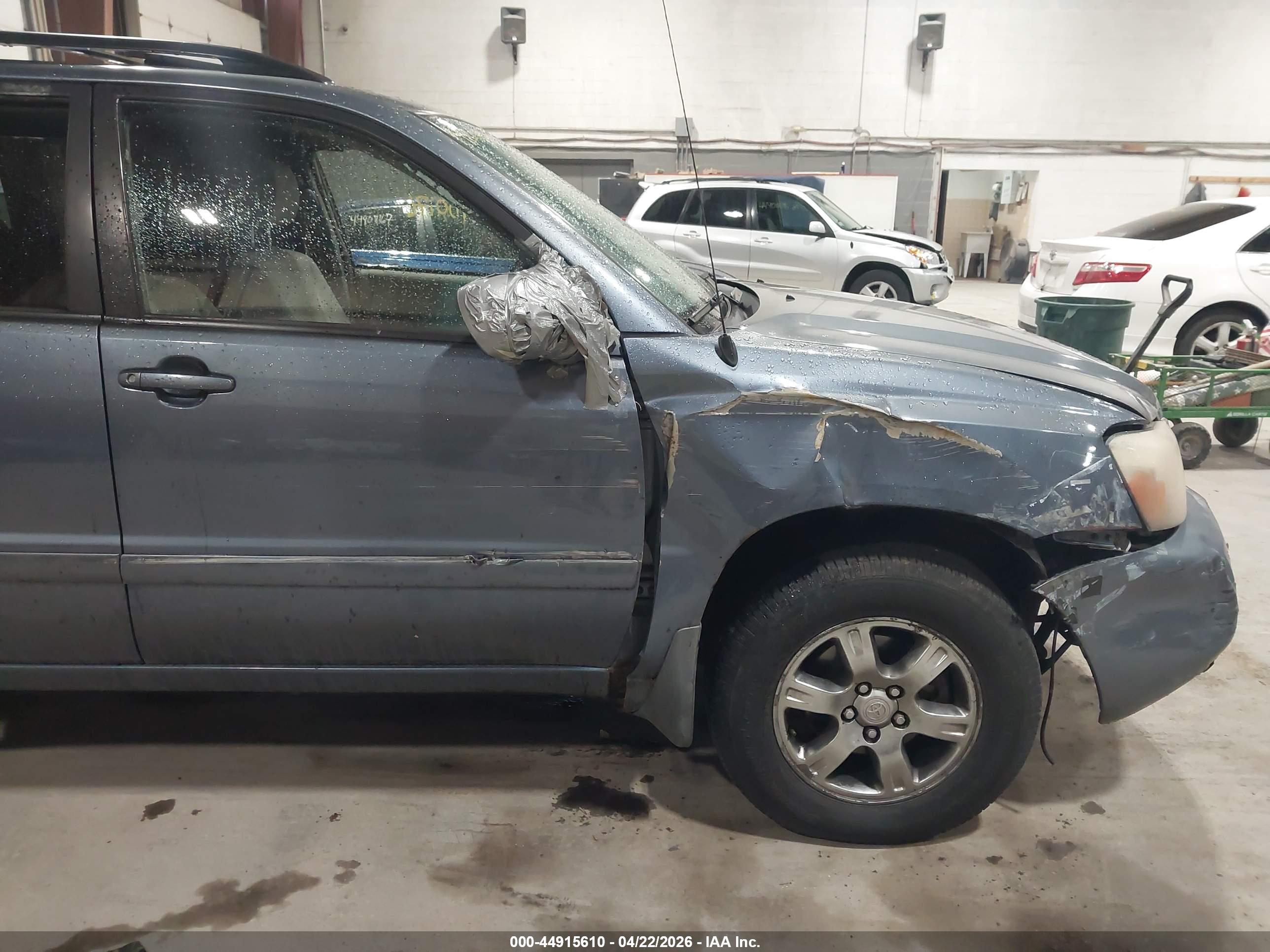 TOYOTA HIGHLANDER image 6