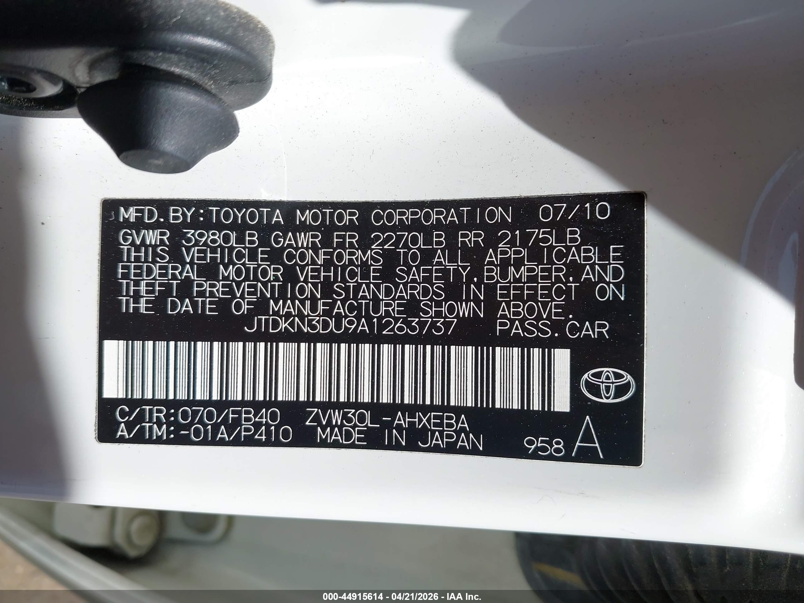 TOYOTA PRIUS image 9