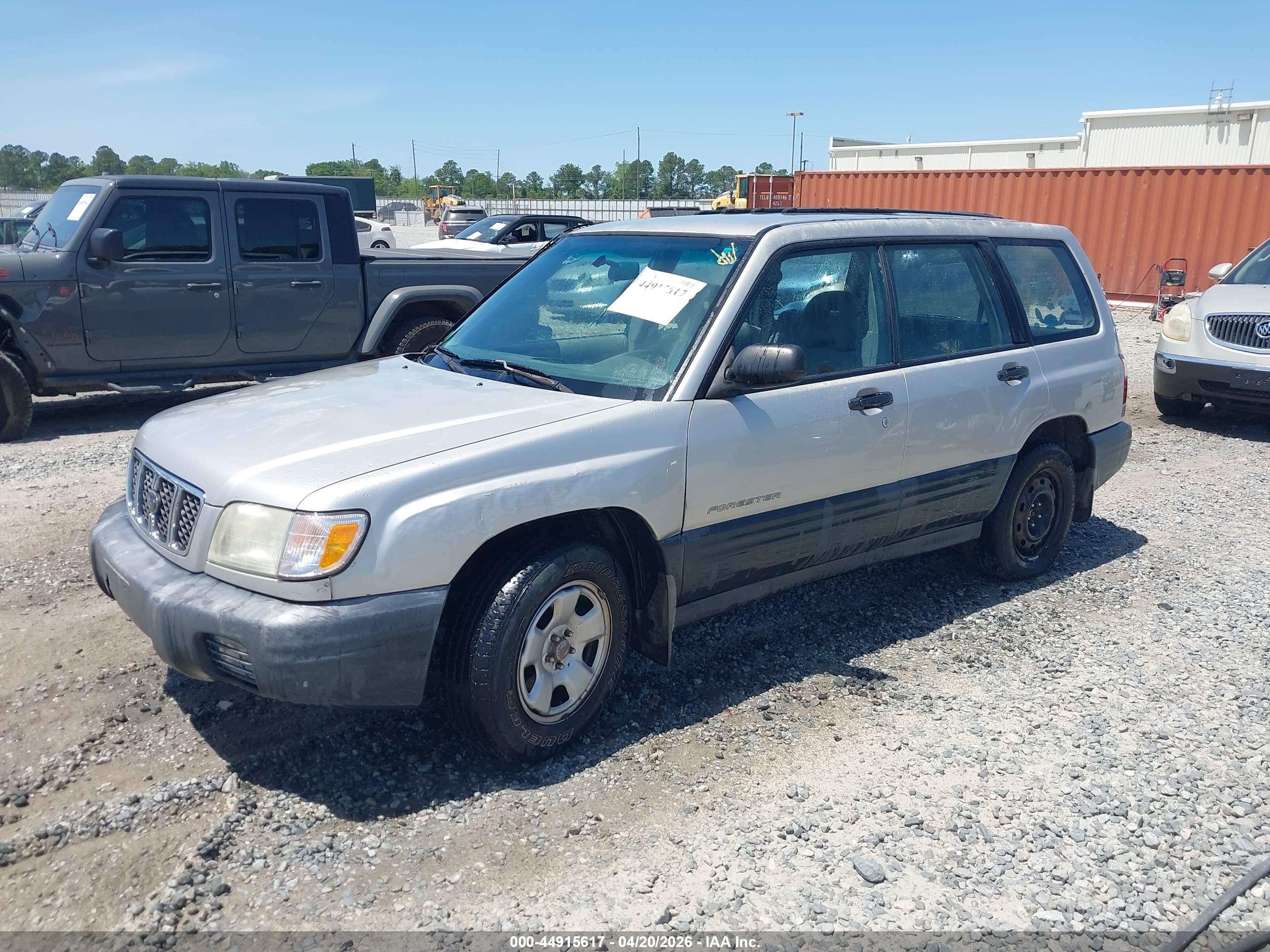 SUBARU FORESTER image 2