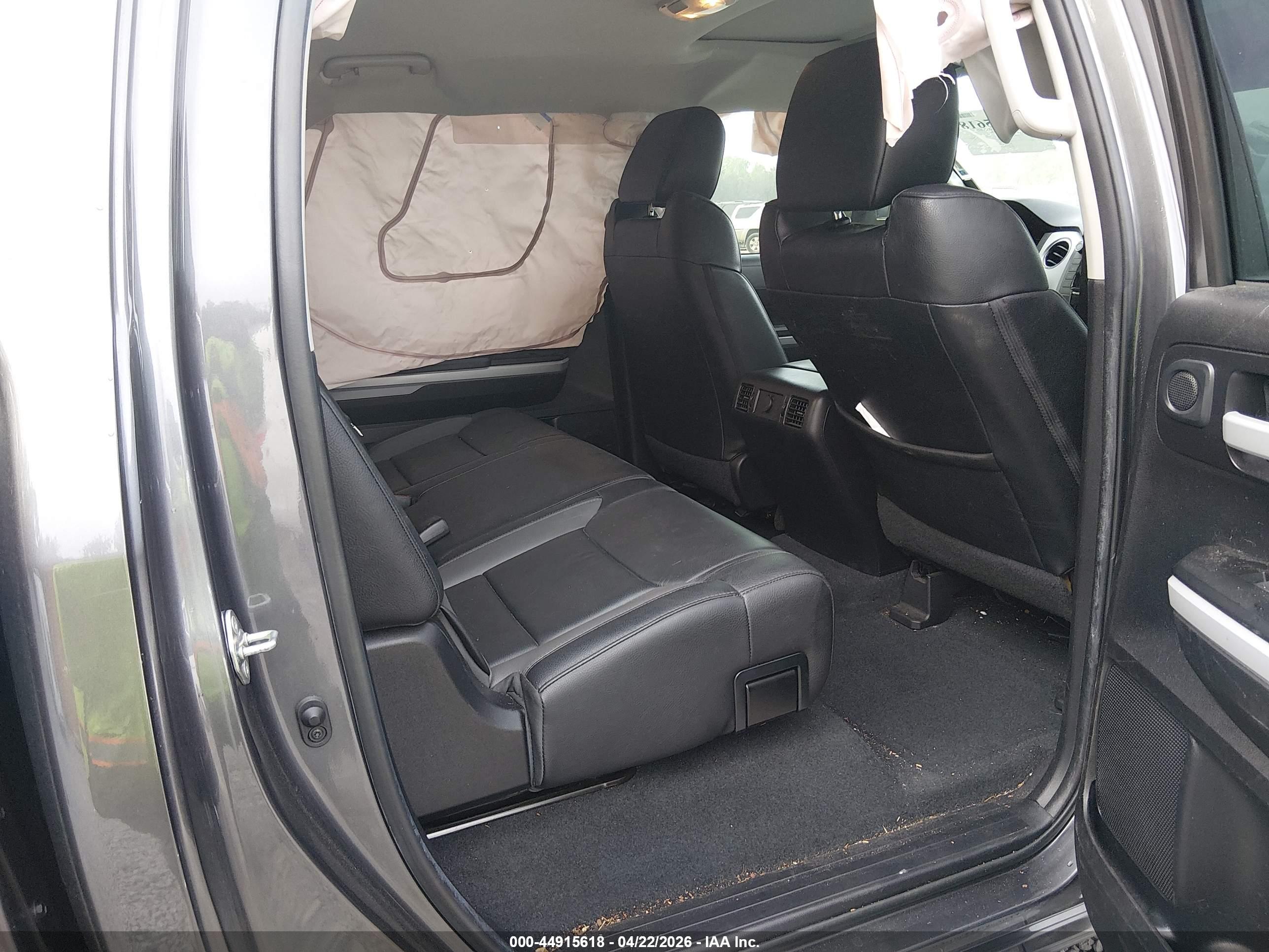 TOYOTA TUNDRA image 8
