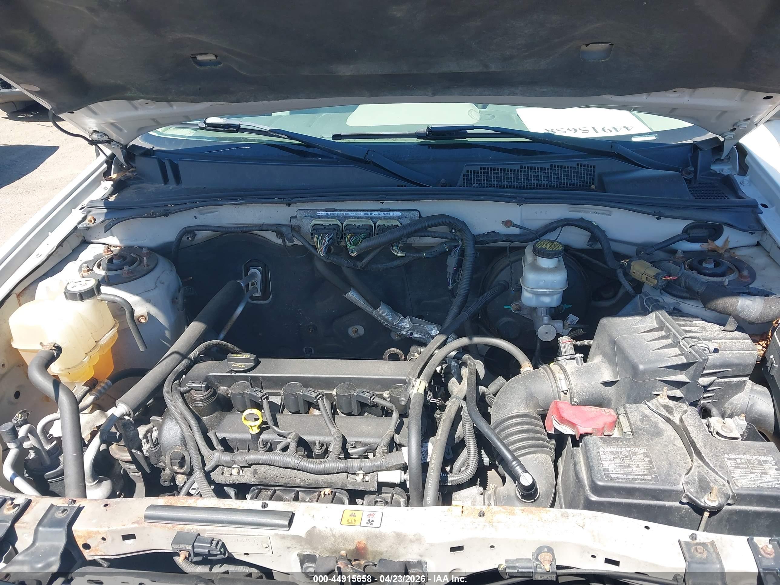 FORD ESCAPE image 10