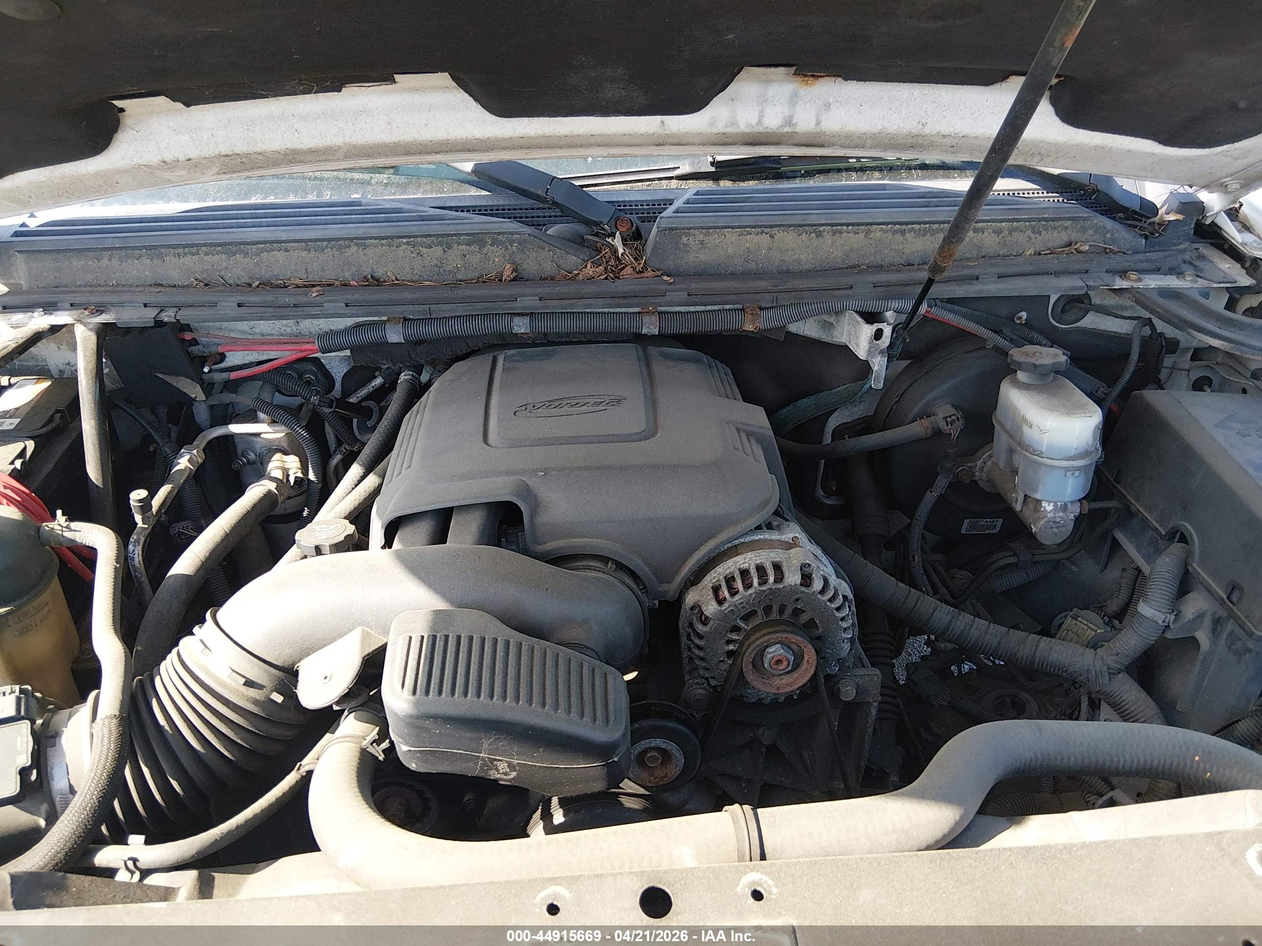 CHEVROLET TAHOE image 10