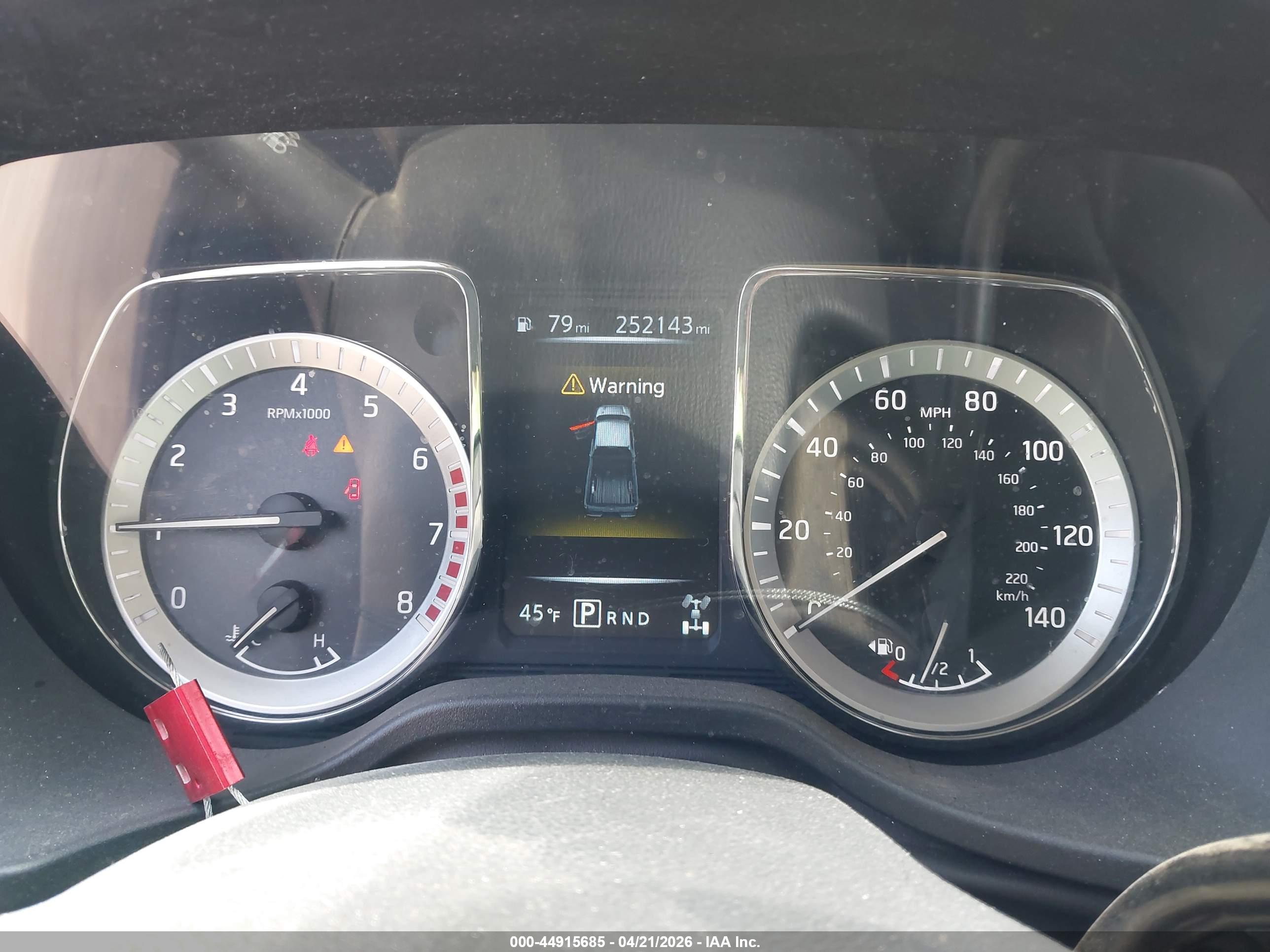 NISSAN TITAN image 7