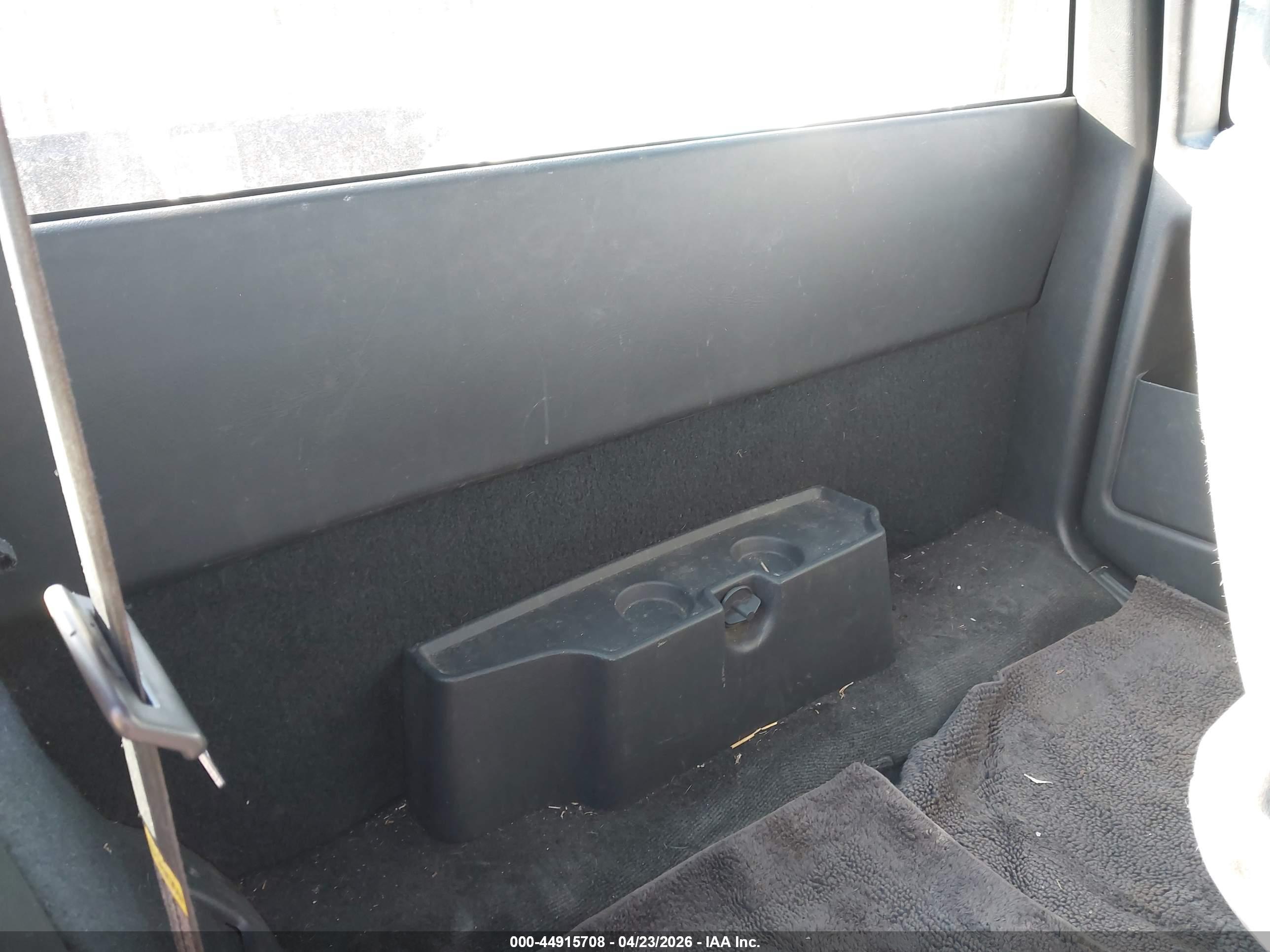 CHEVROLET S-10 image 8