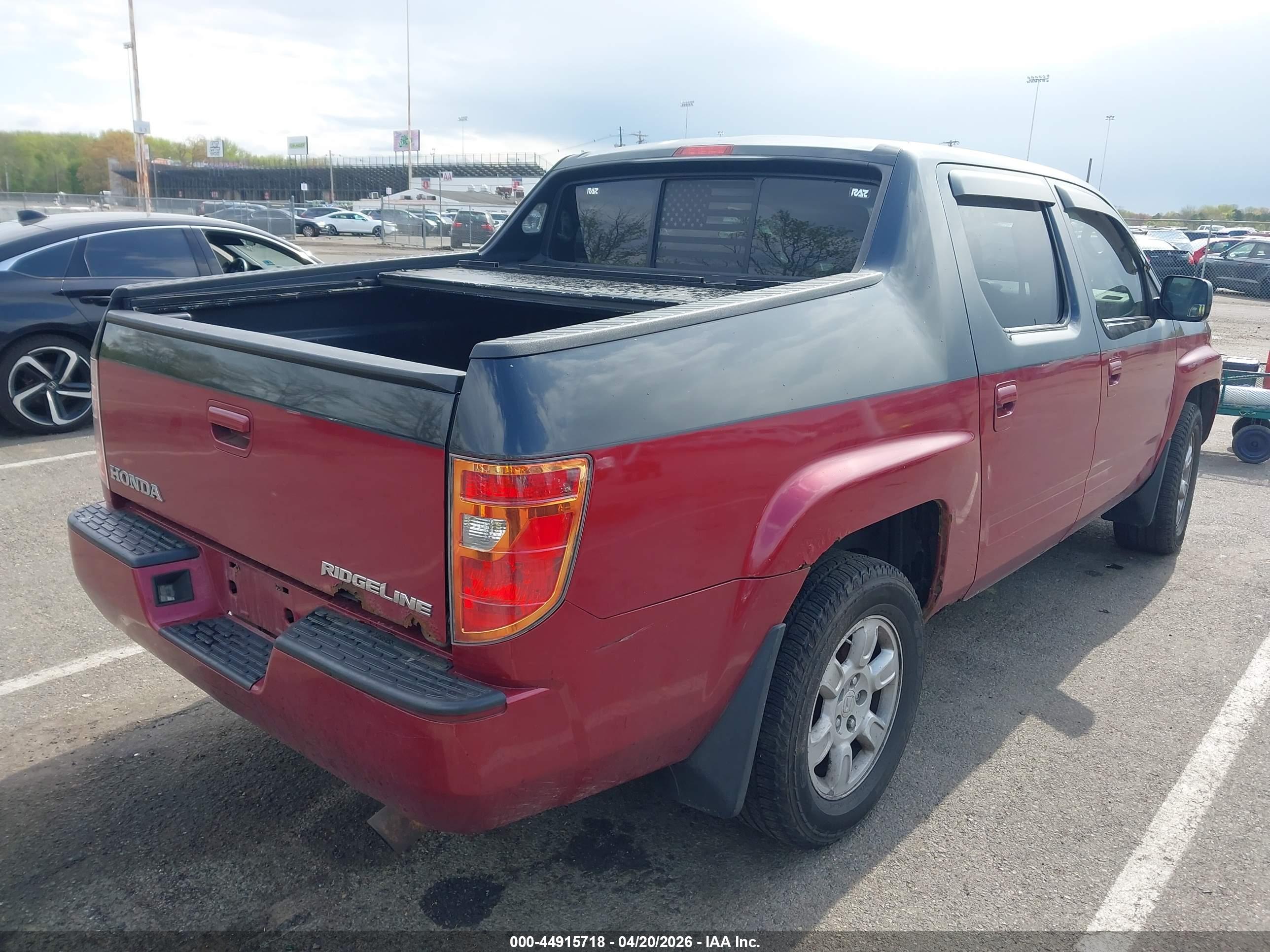 HONDA RIDGELINE image 4