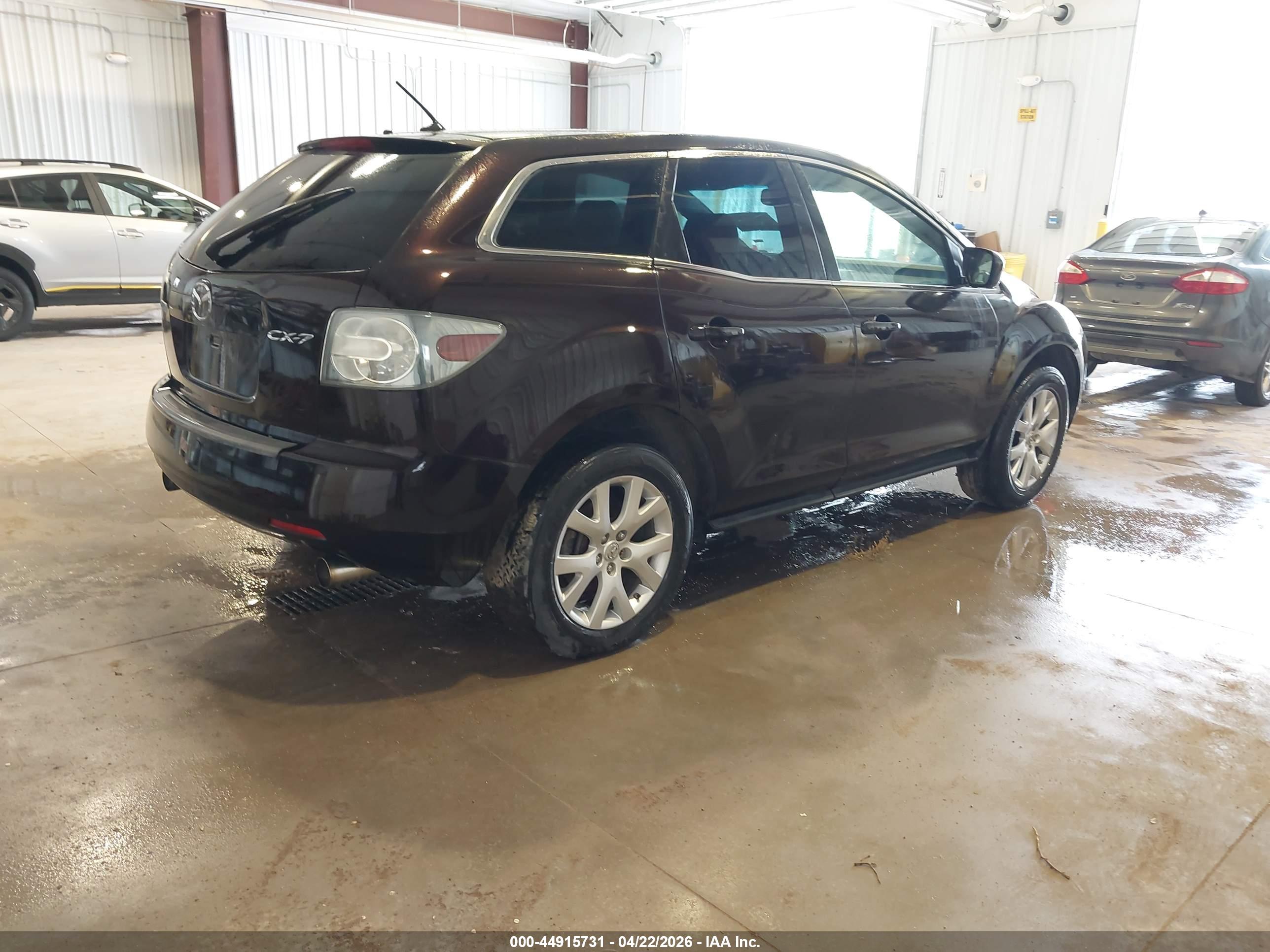 MAZDA CX-7 image 4