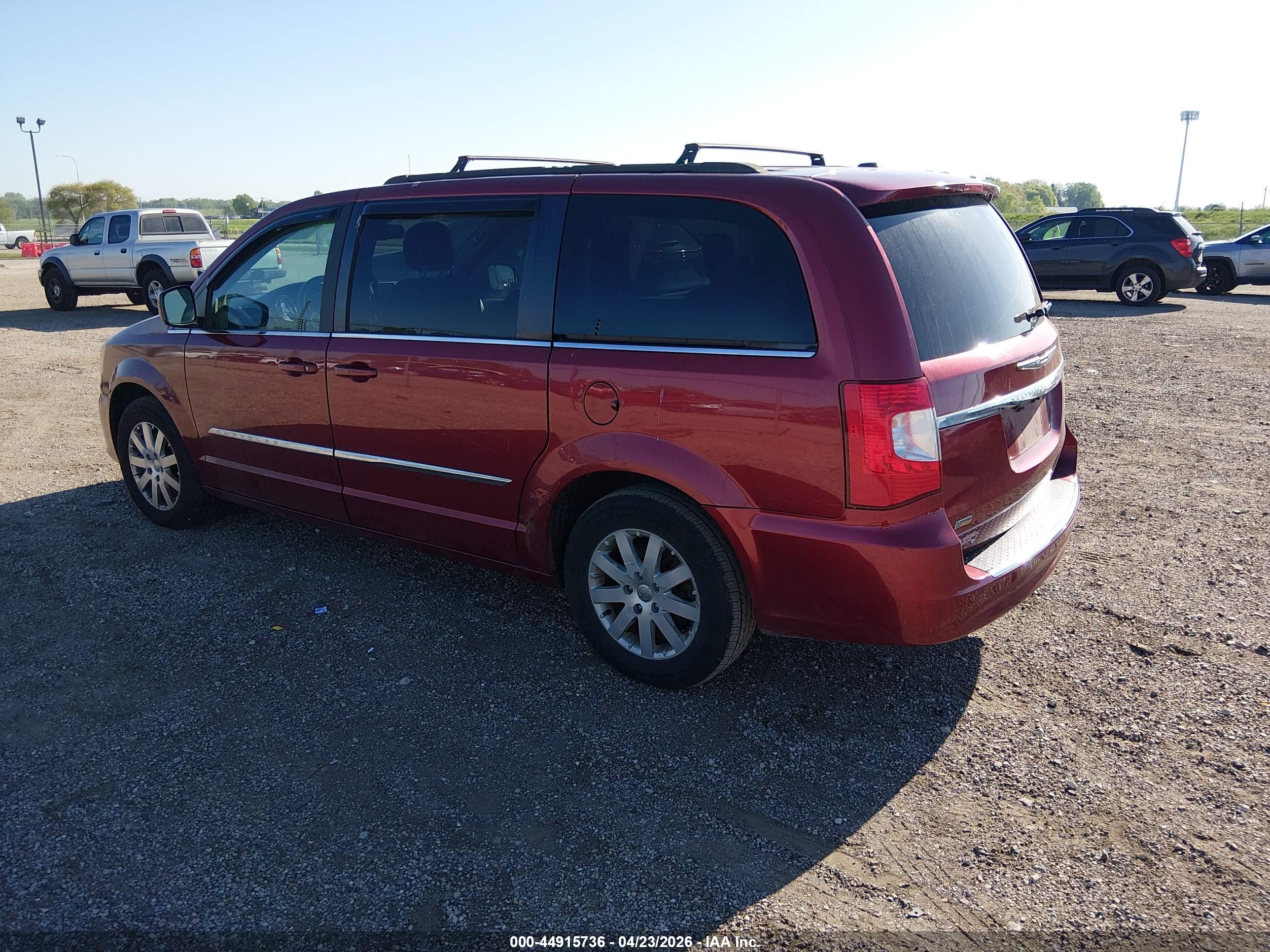 CHRYSLER TOWN image 3