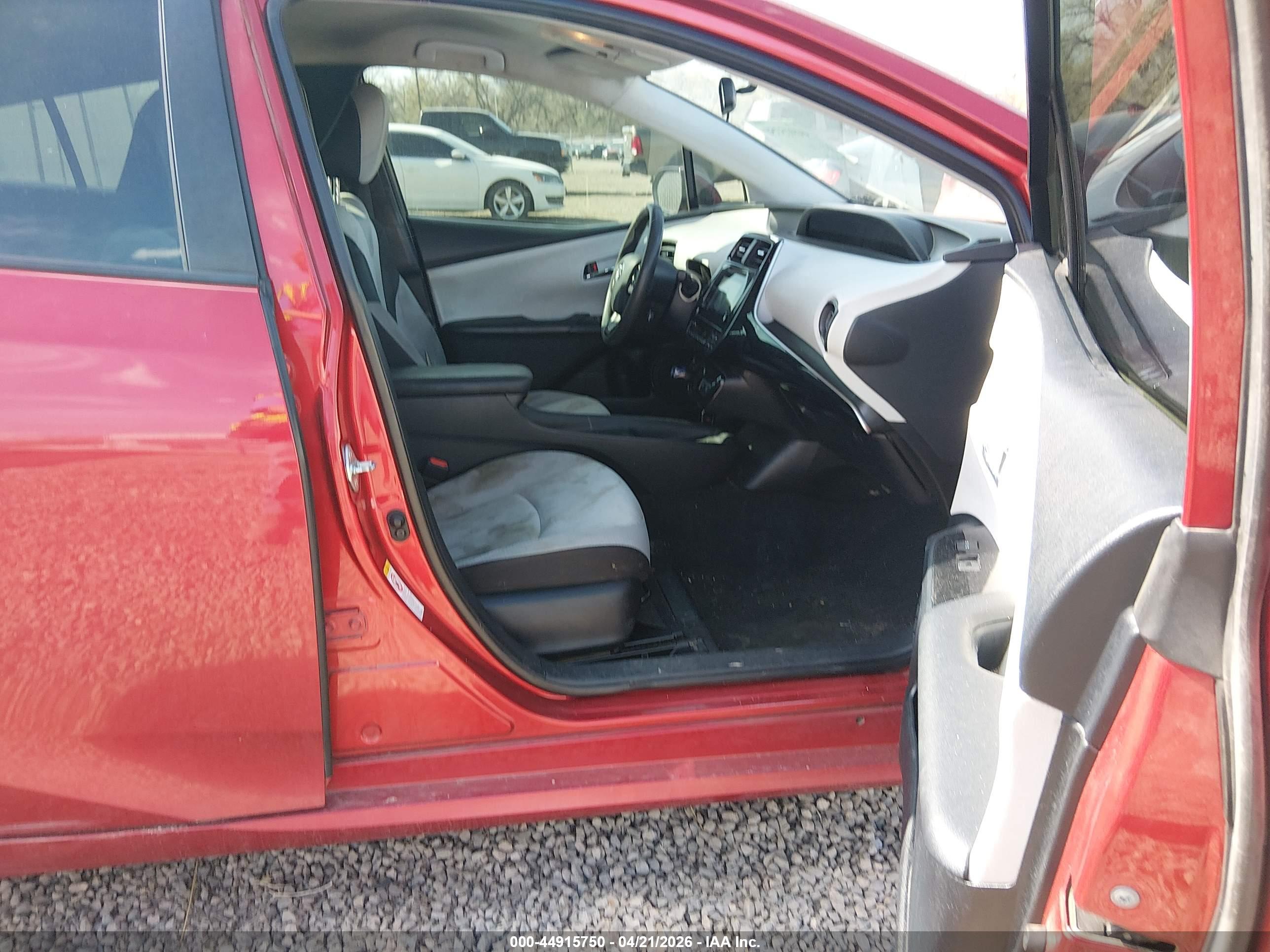 TOYOTA PRIUS image 5