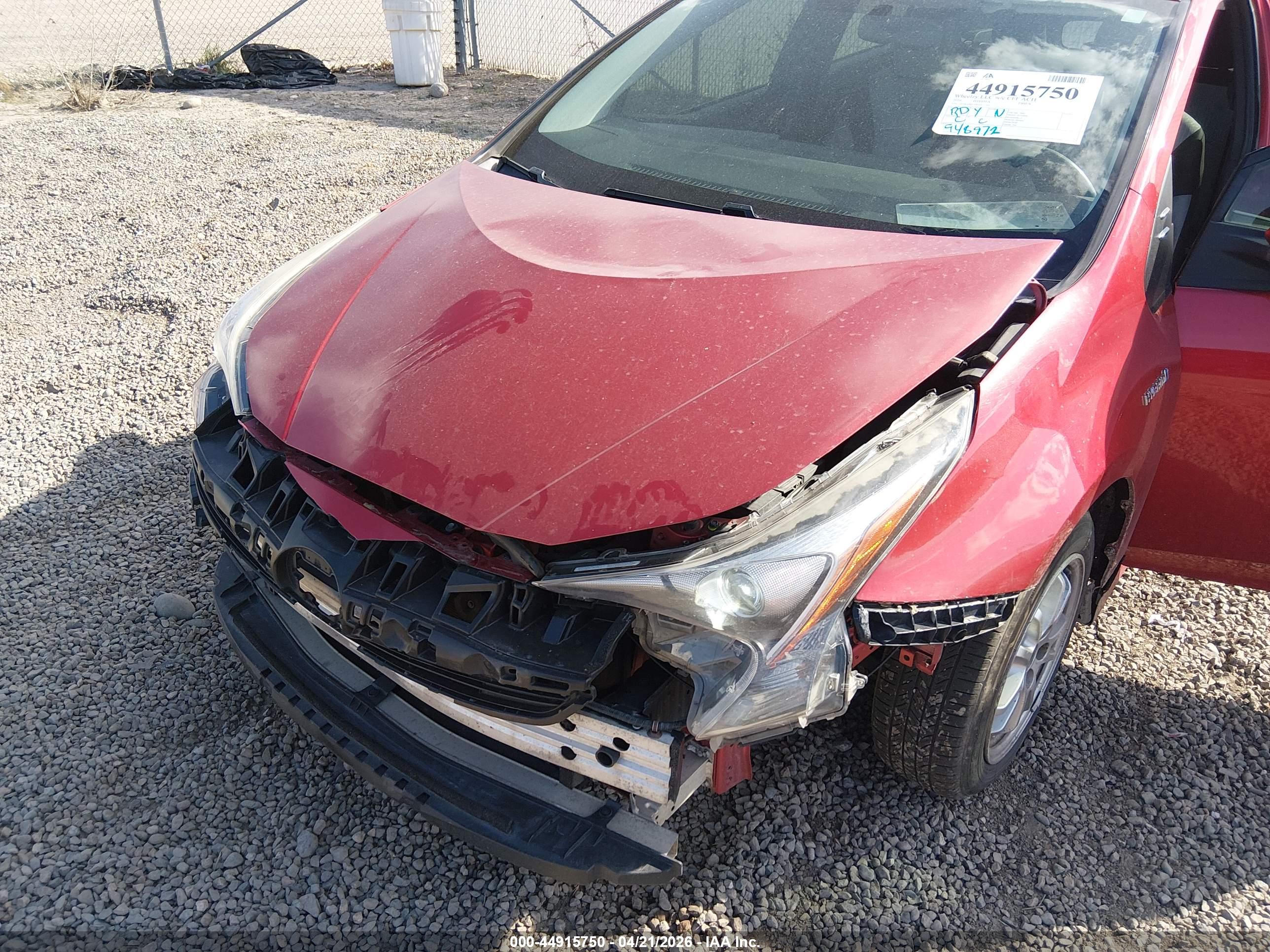 TOYOTA PRIUS image 6