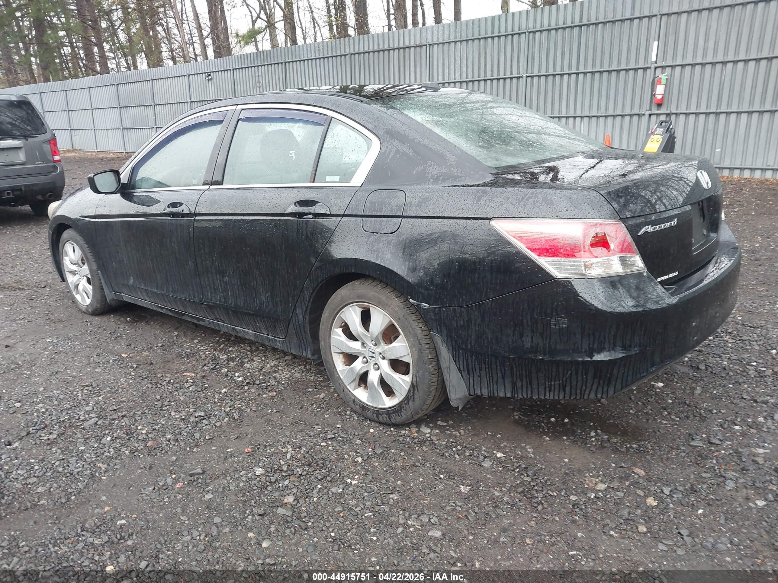 HONDA ACCORD image 3
