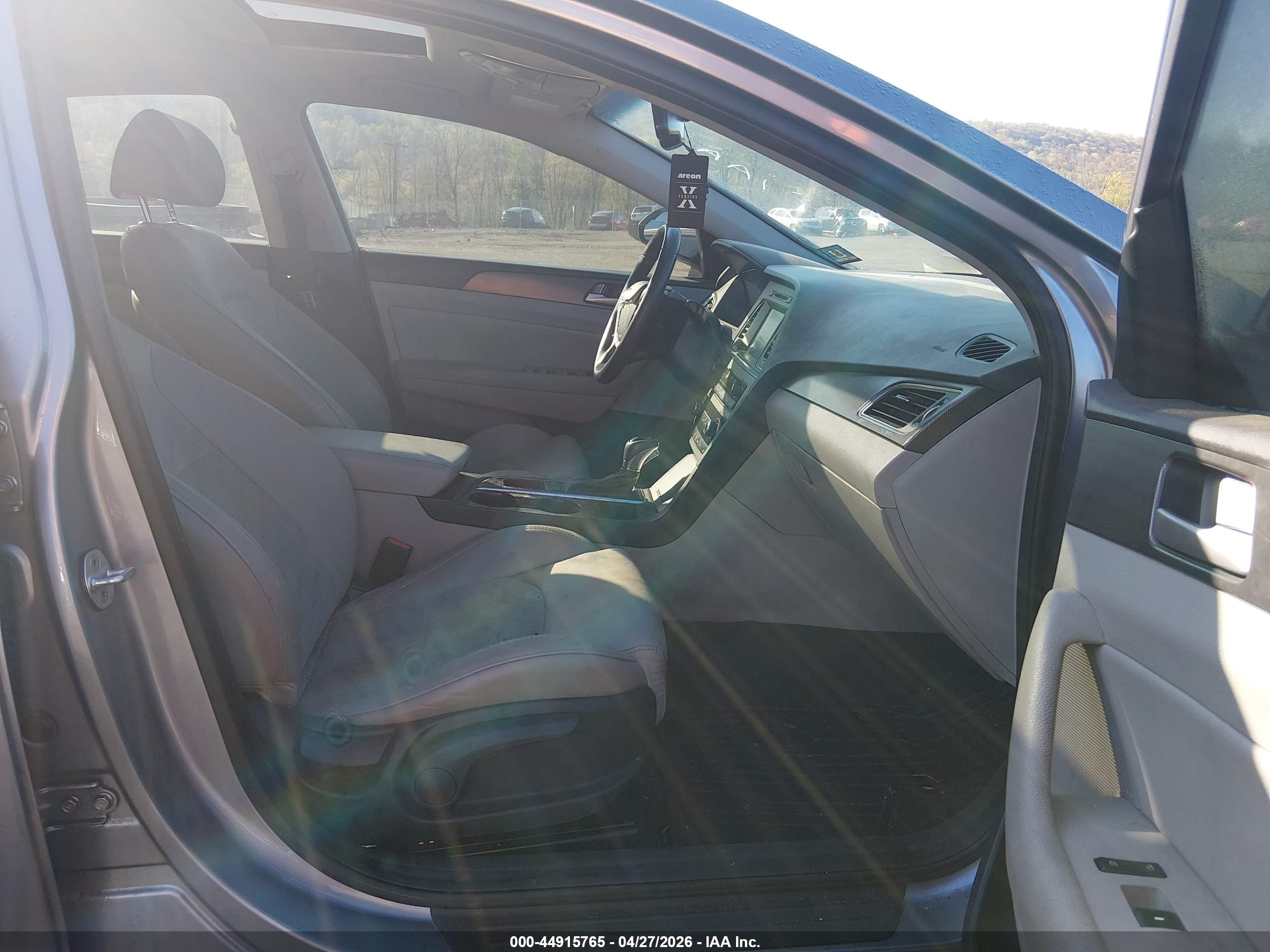 HYUNDAI SONATA image 5