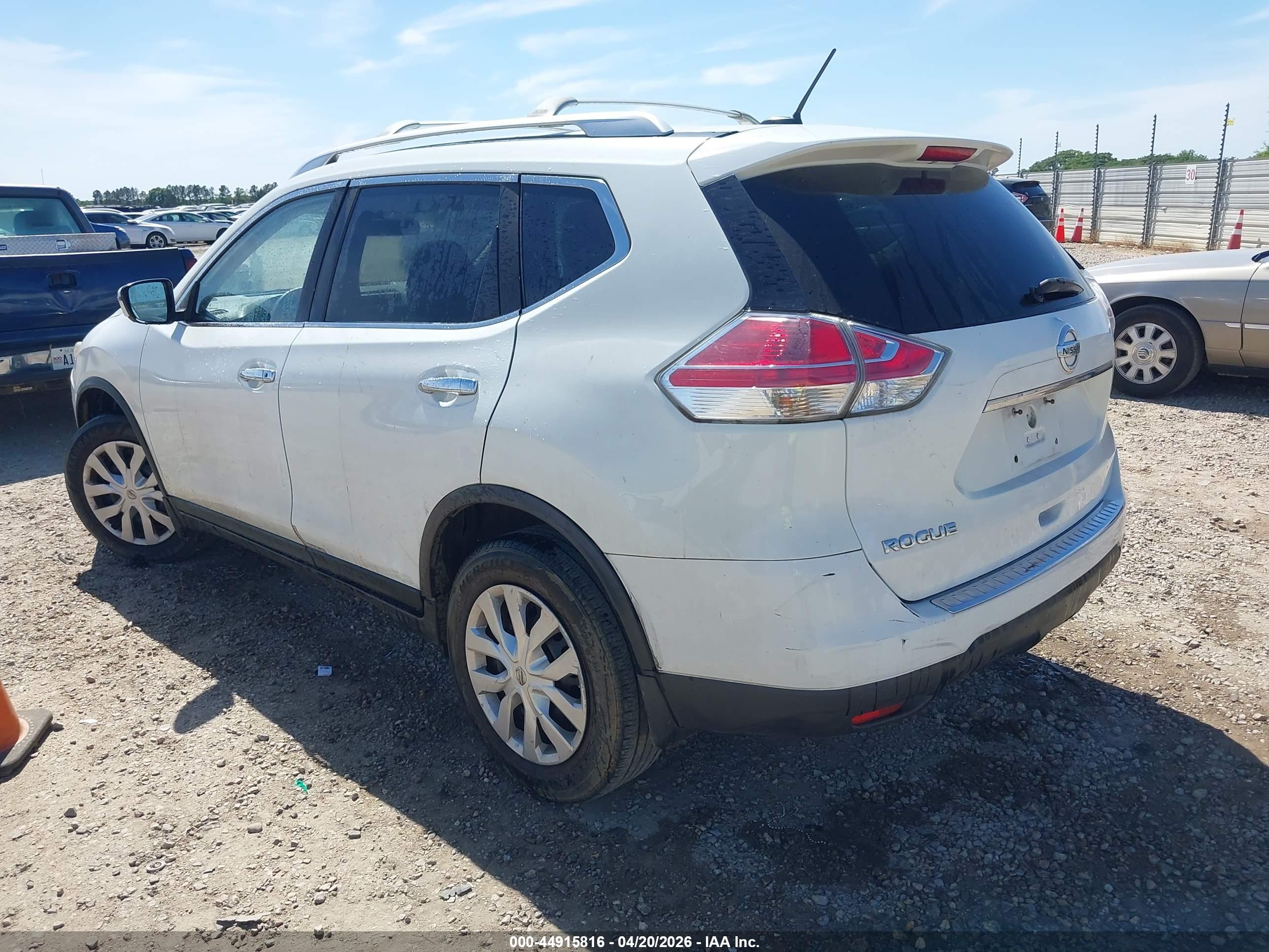 NISSAN ROGUE image 3