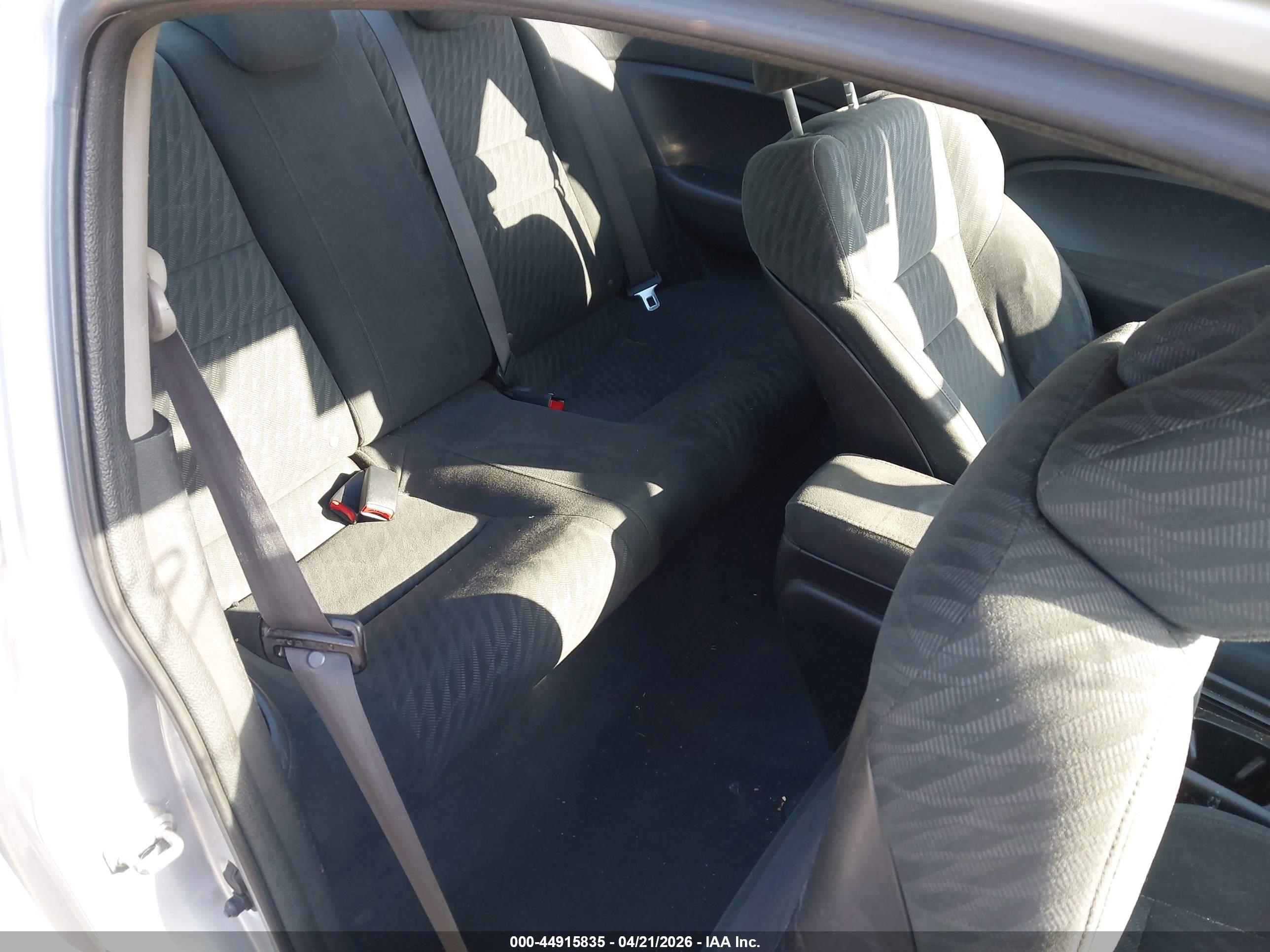 HONDA CIVIC image 8