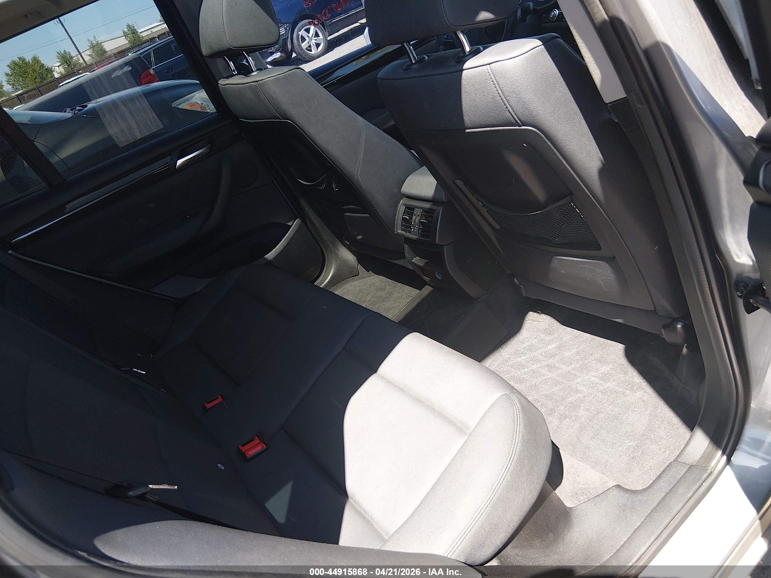 BMW X3 image 8