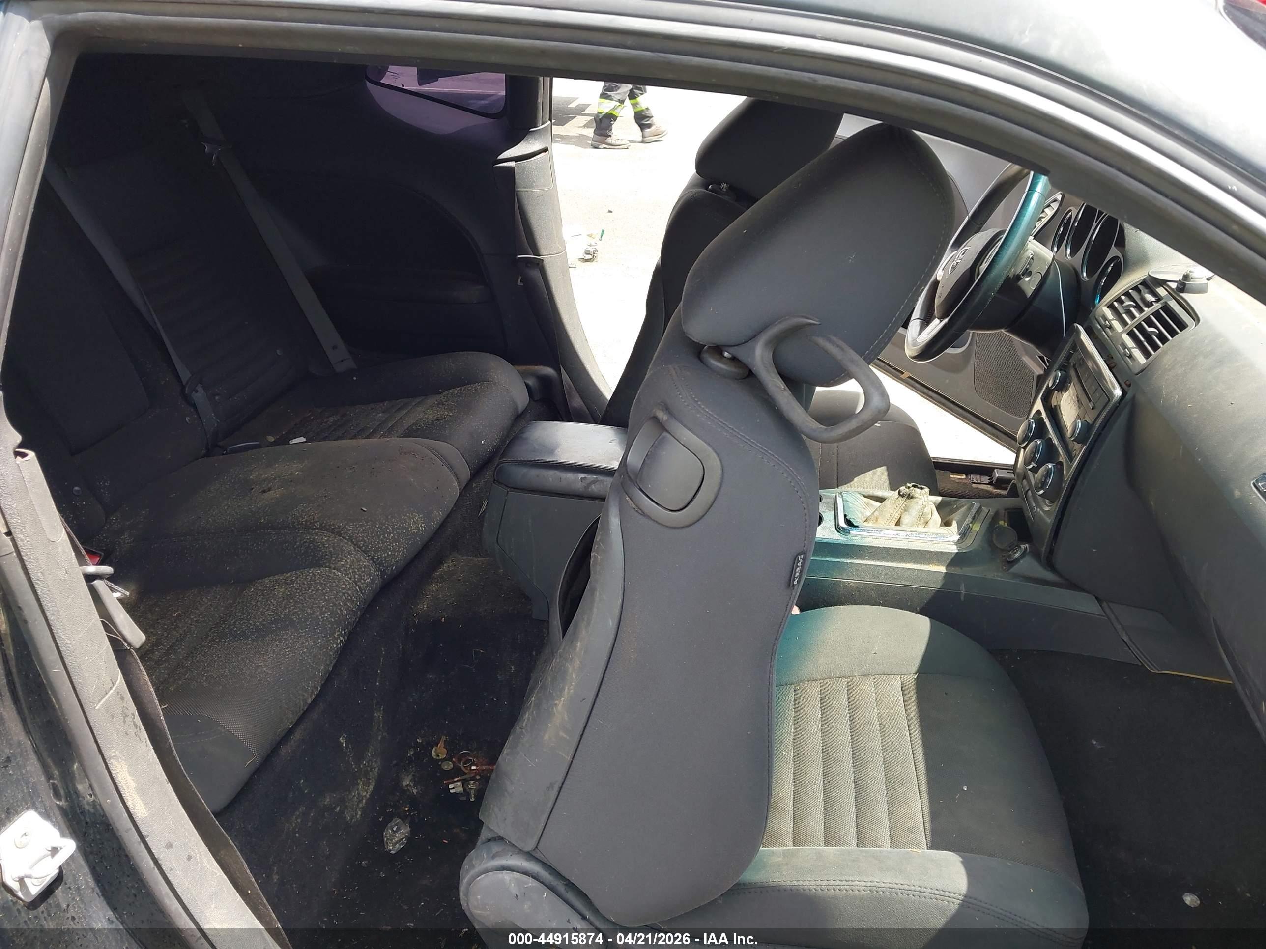 DODGE CHALLENGER image 8