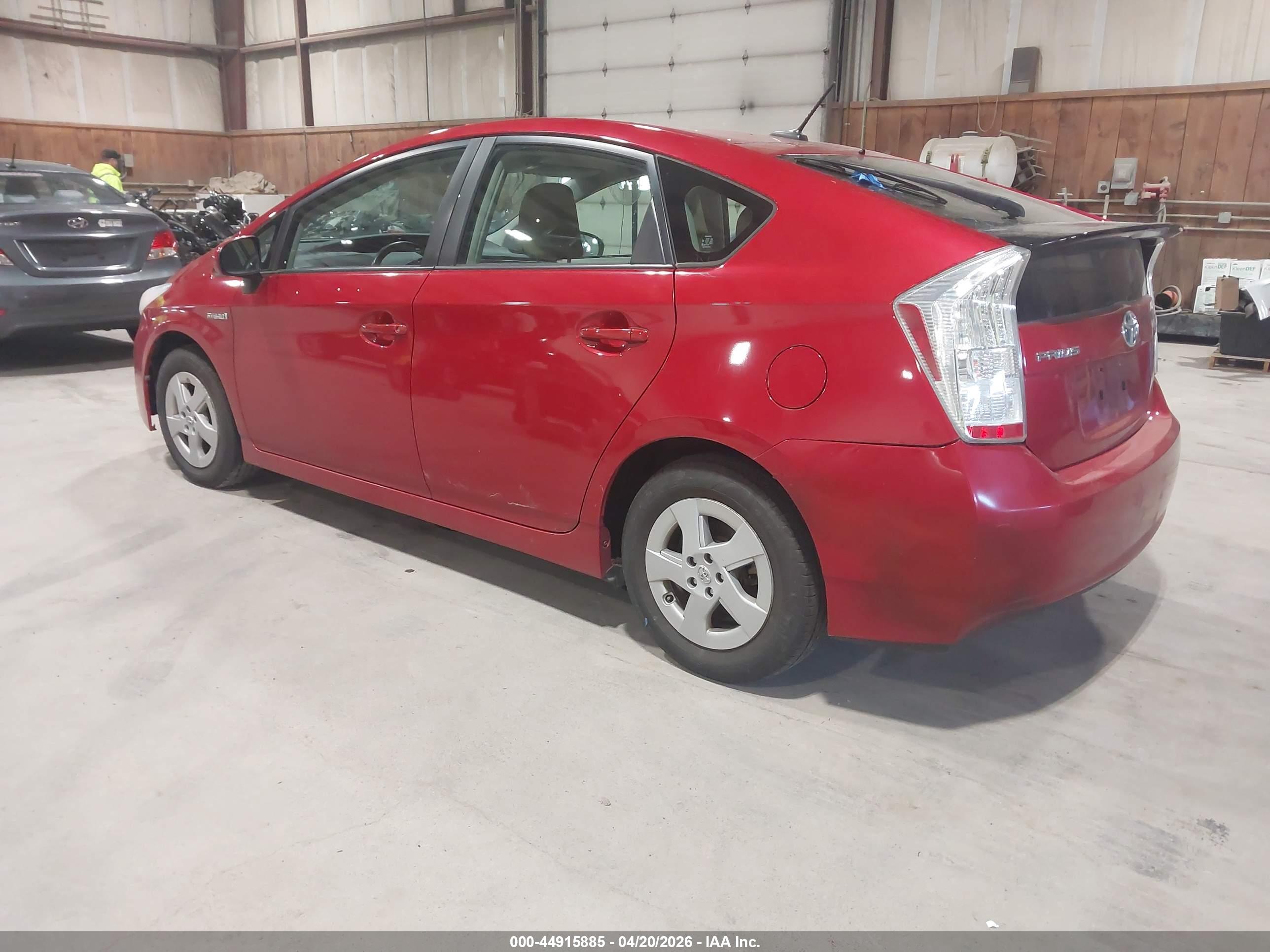 TOYOTA PRIUS image 3