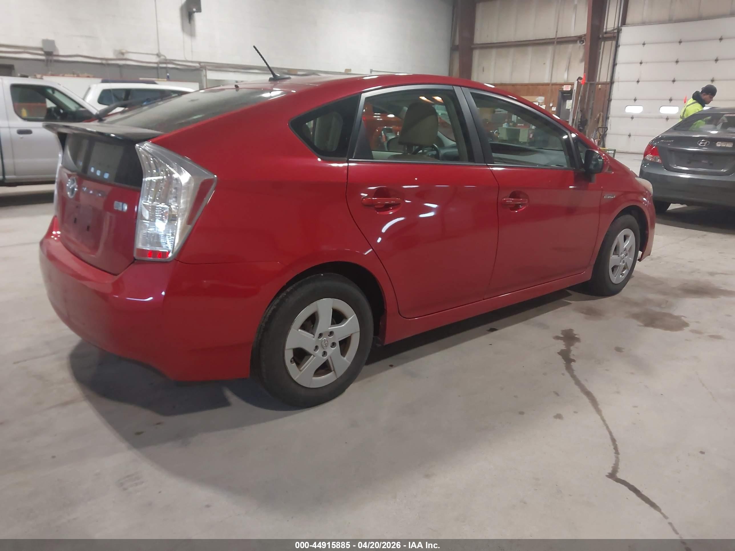 TOYOTA PRIUS image 4