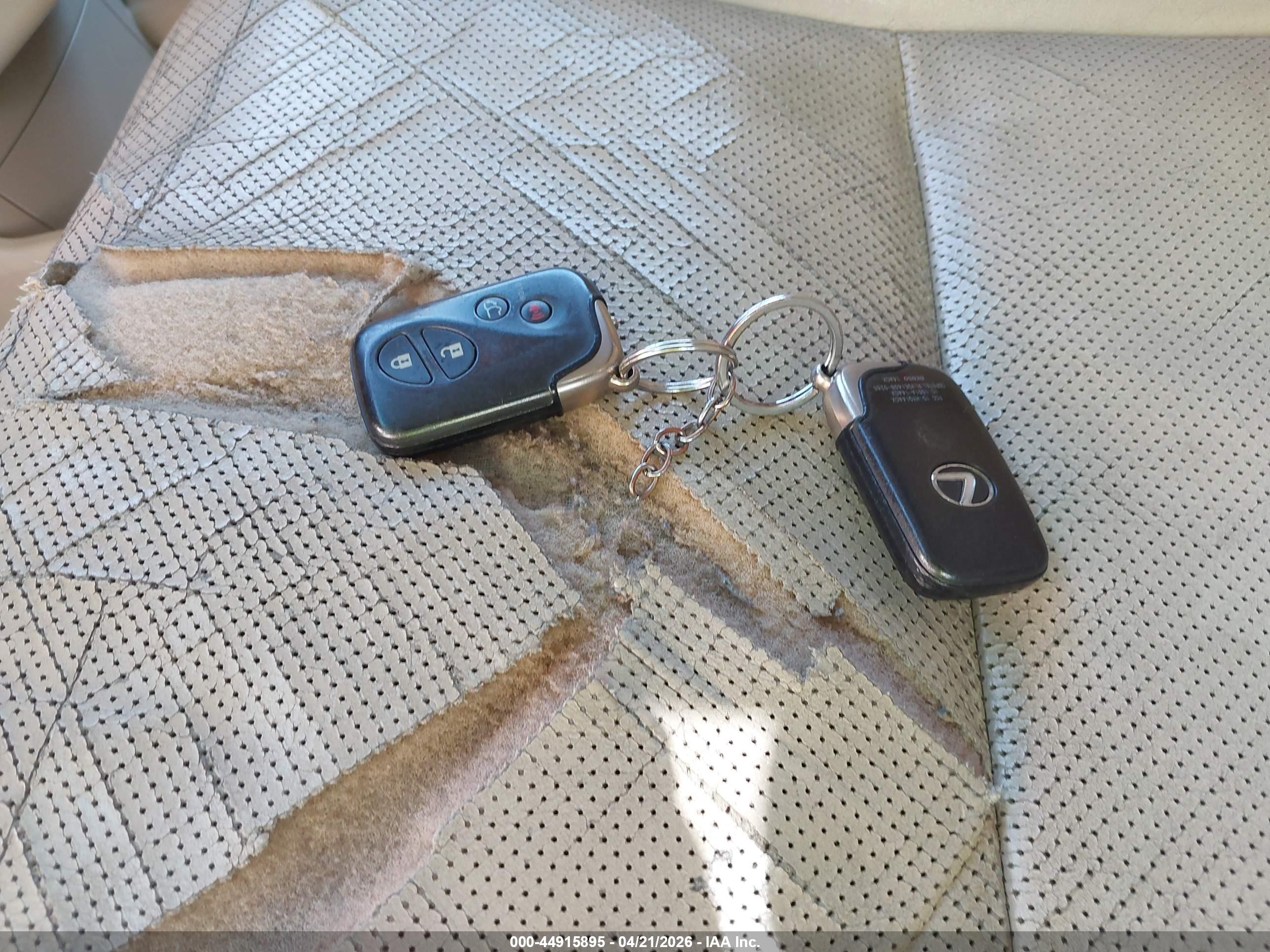 LEXUS RX image 11