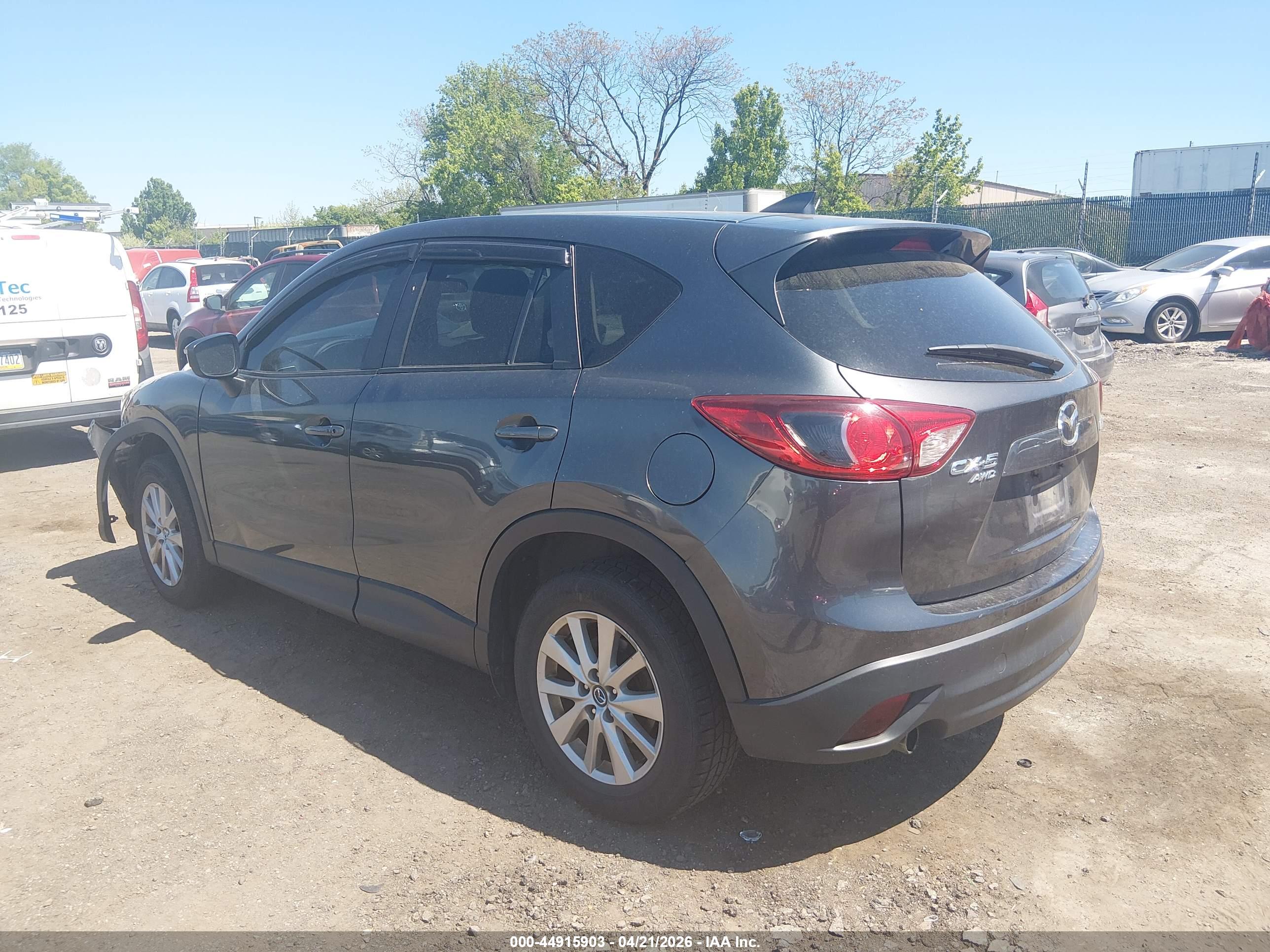 MAZDA CX-5 image 3