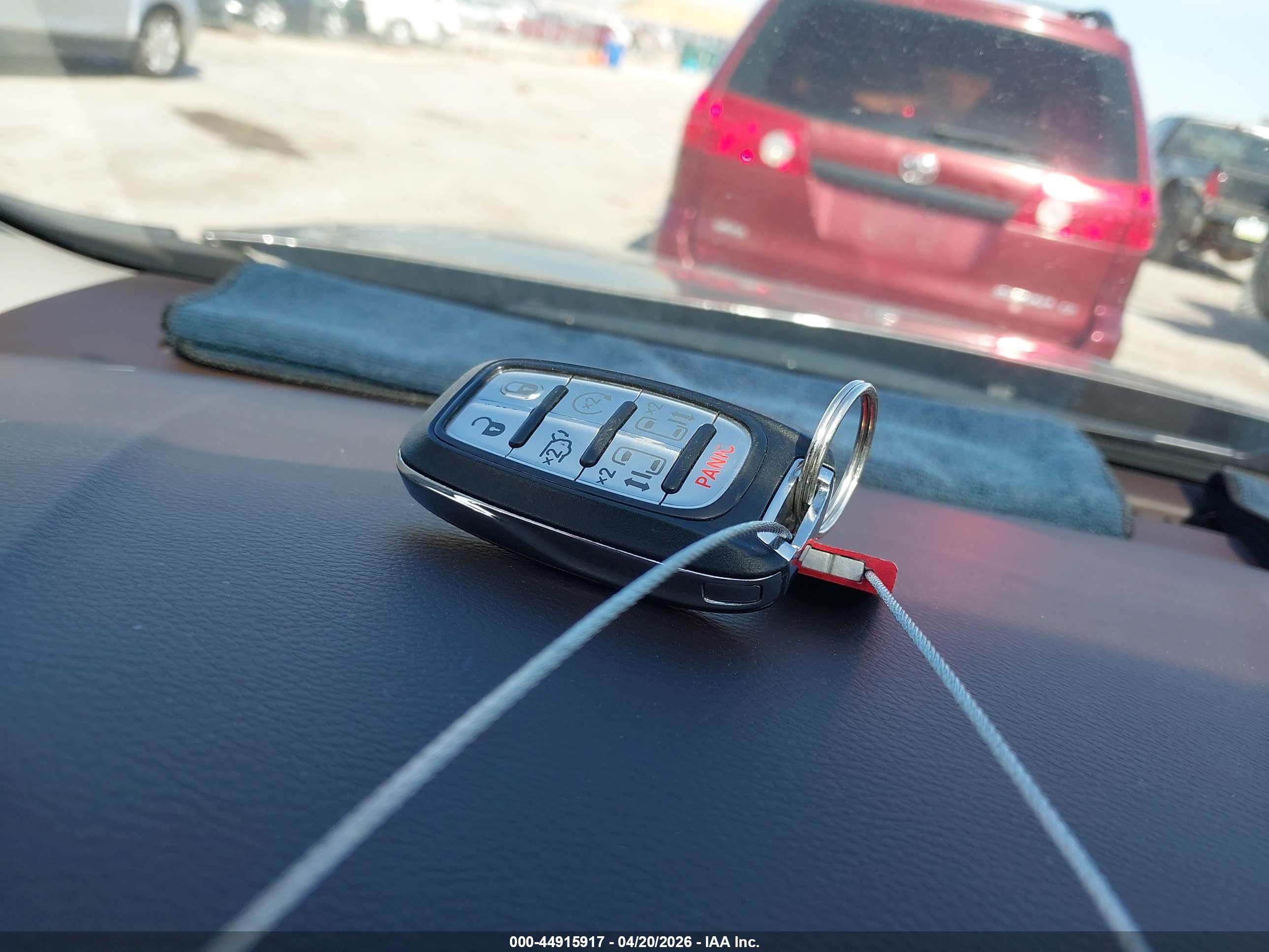 CHRYSLER PACIFICA image 11