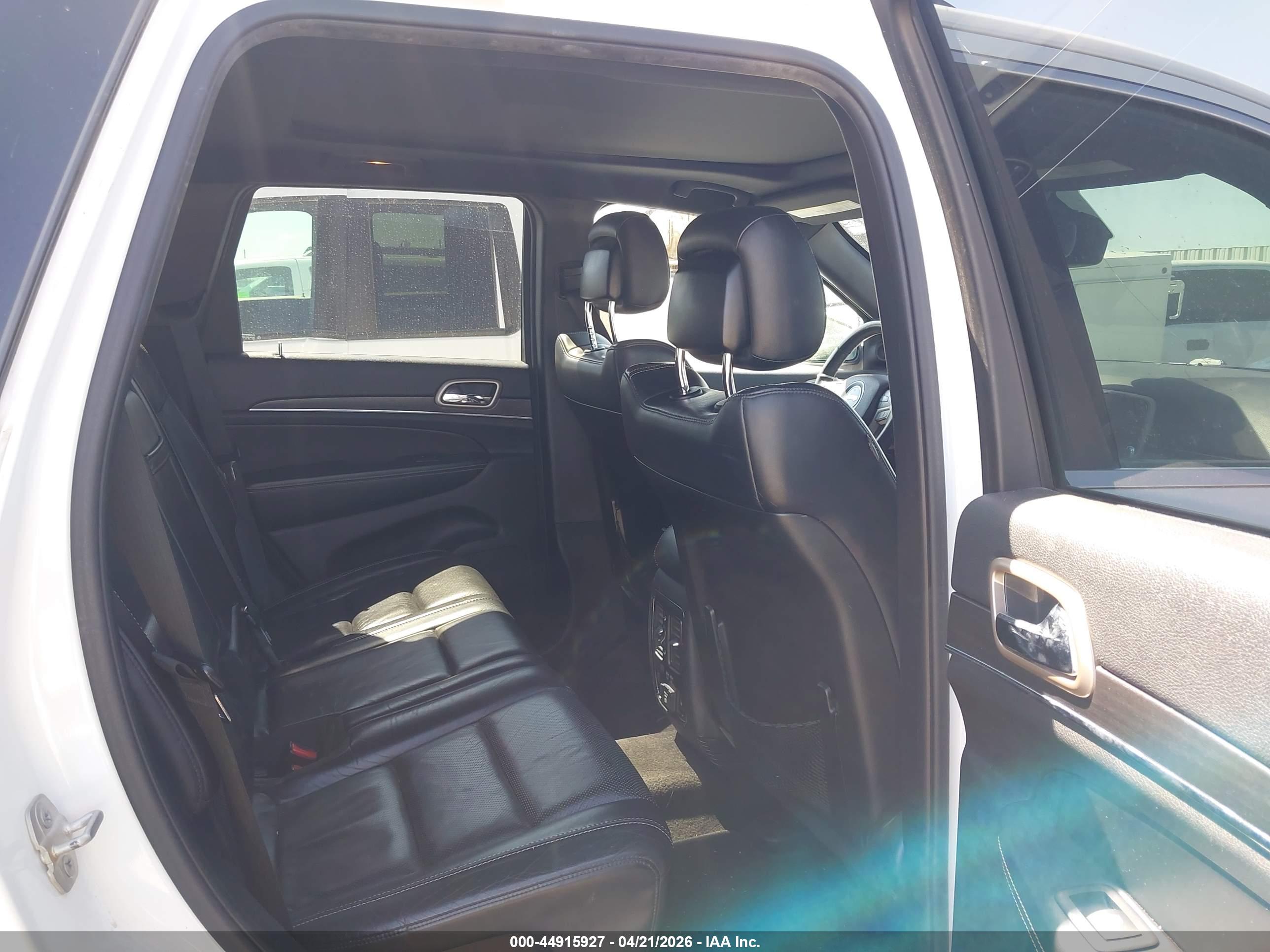 JEEP GRAND image 8