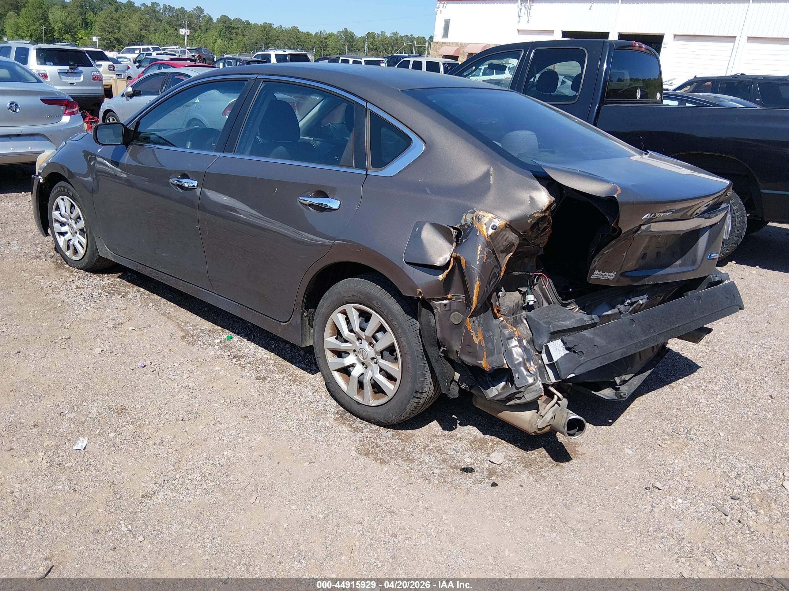 NISSAN ALTIMA image 3