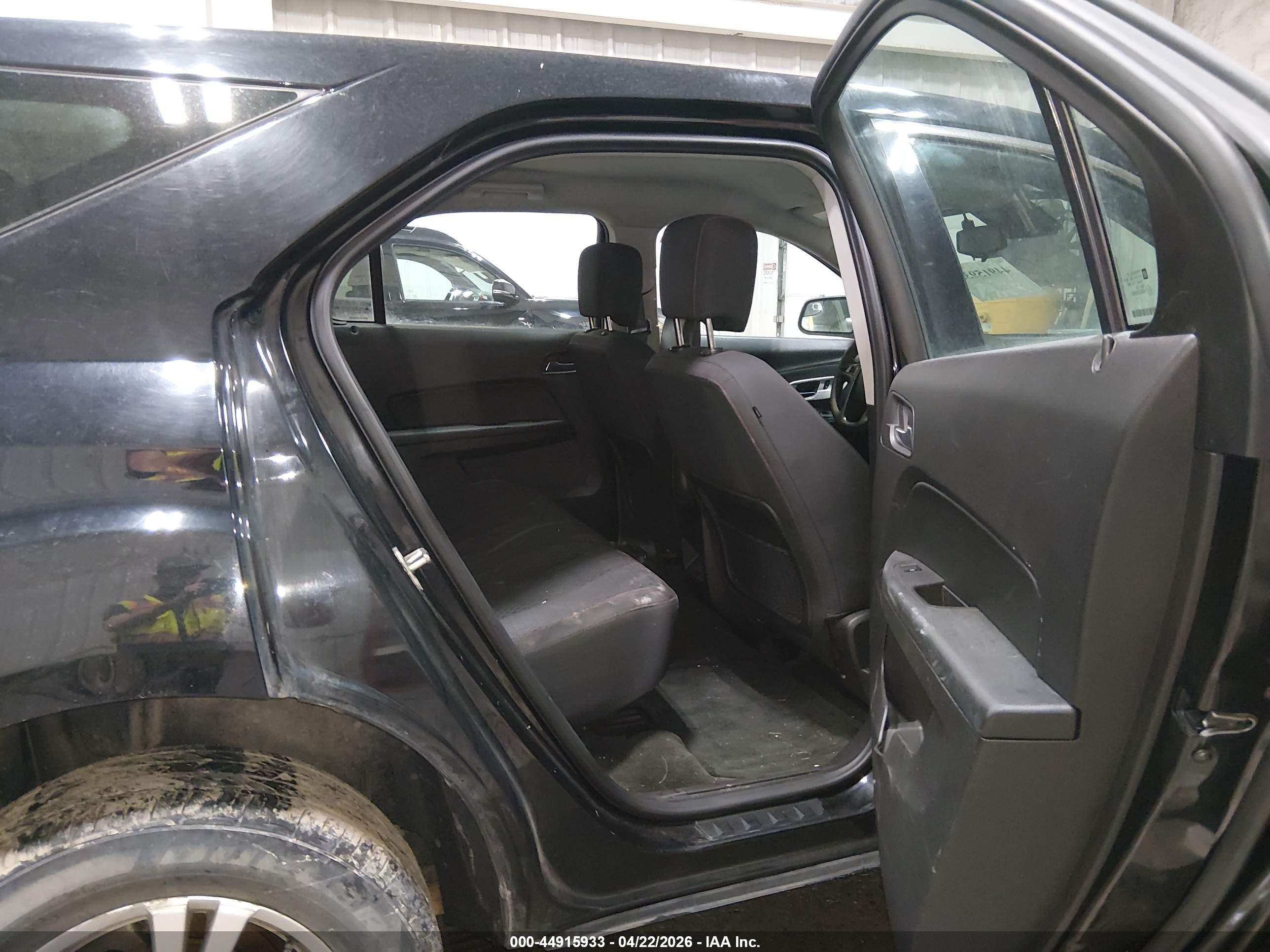CHEVROLET EQUINOX image 8