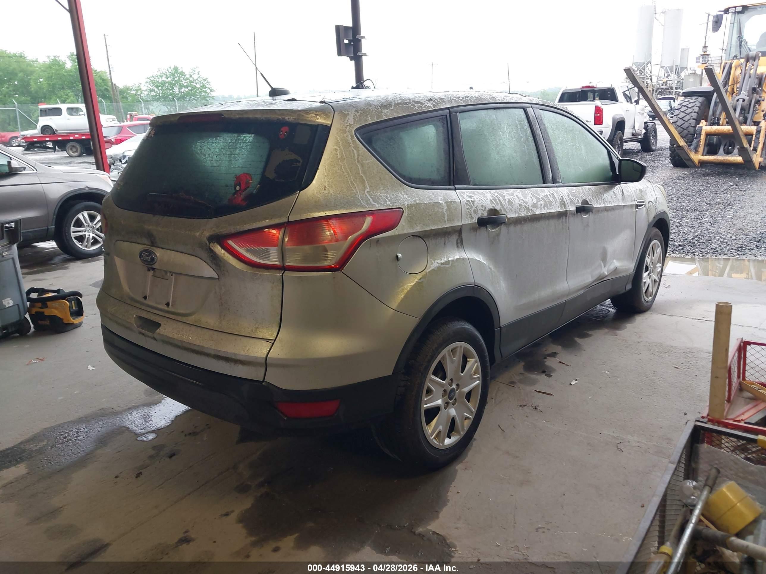 FORD ESCAPE image 4