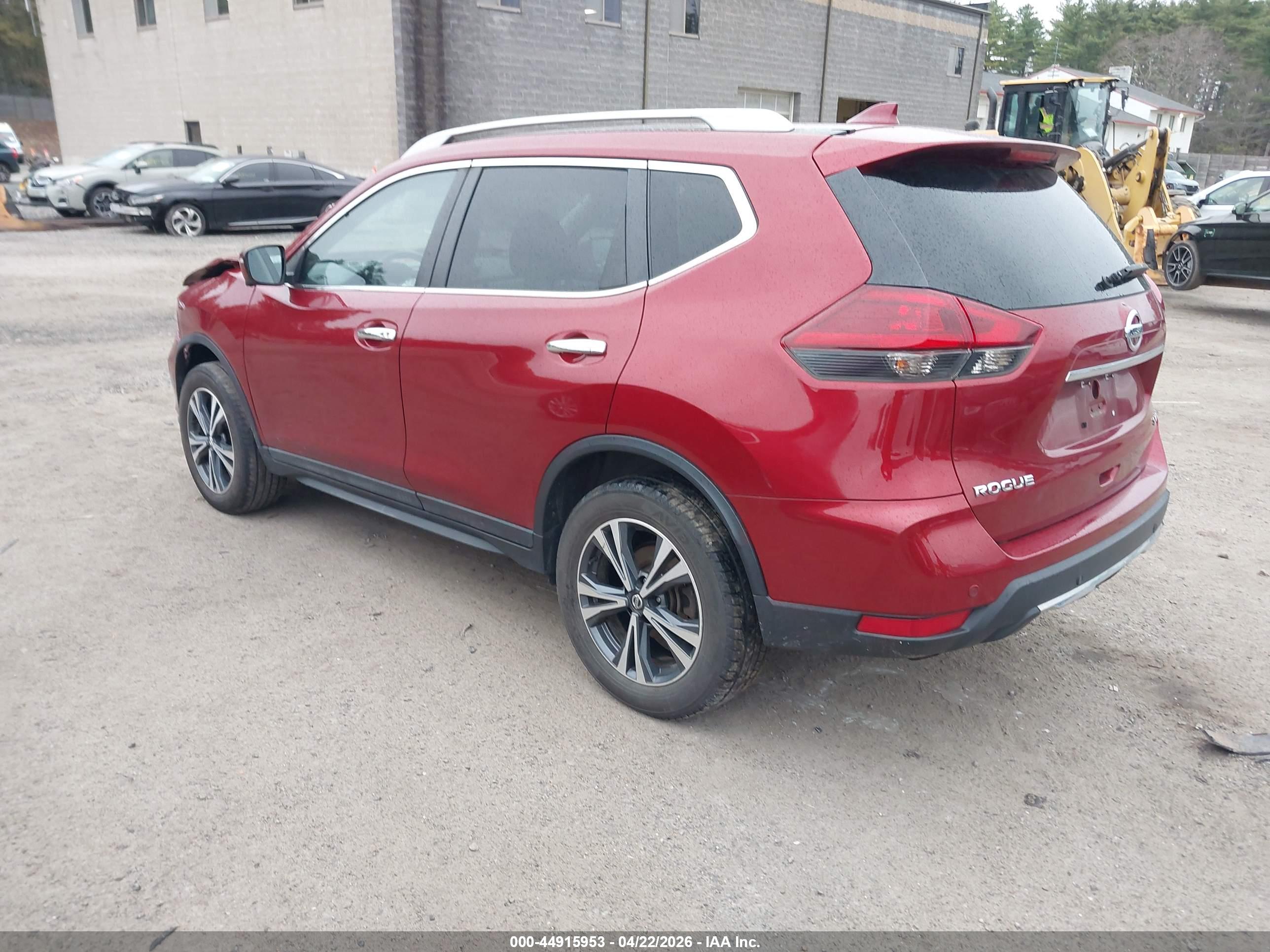 NISSAN ROGUE image 3