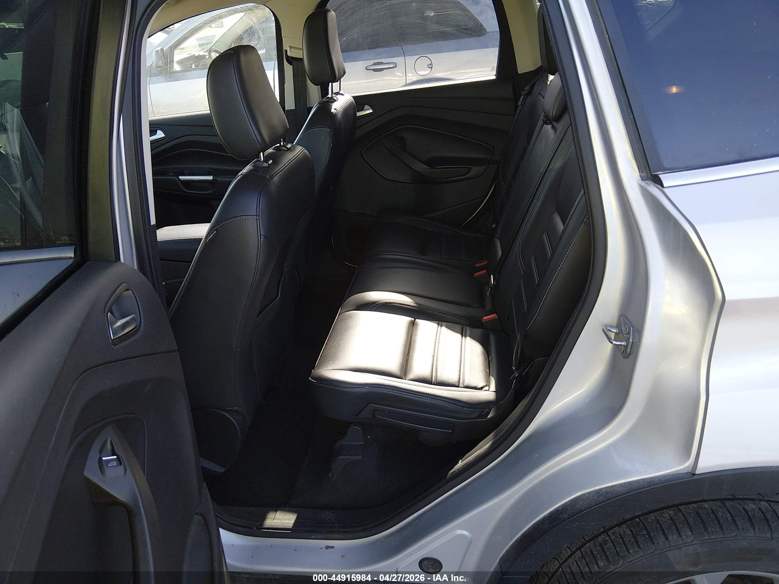 FORD ESCAPE image 8